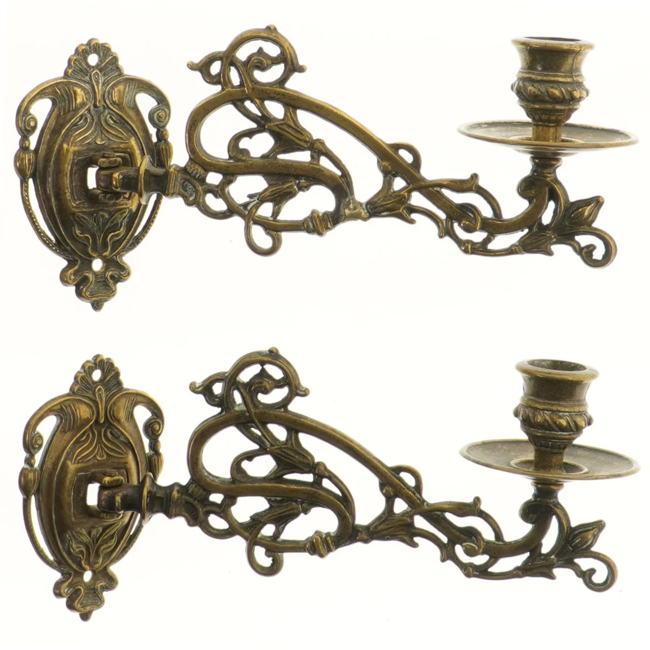 Antikke v&aelig;gmonterede lysestager (str. 2 stk 26 cm)