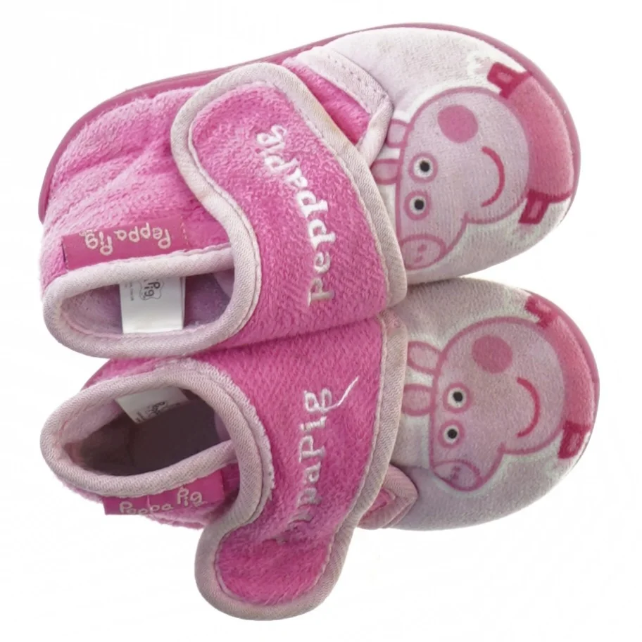 Gurli Gris sutsko med gummisål (str. 21)