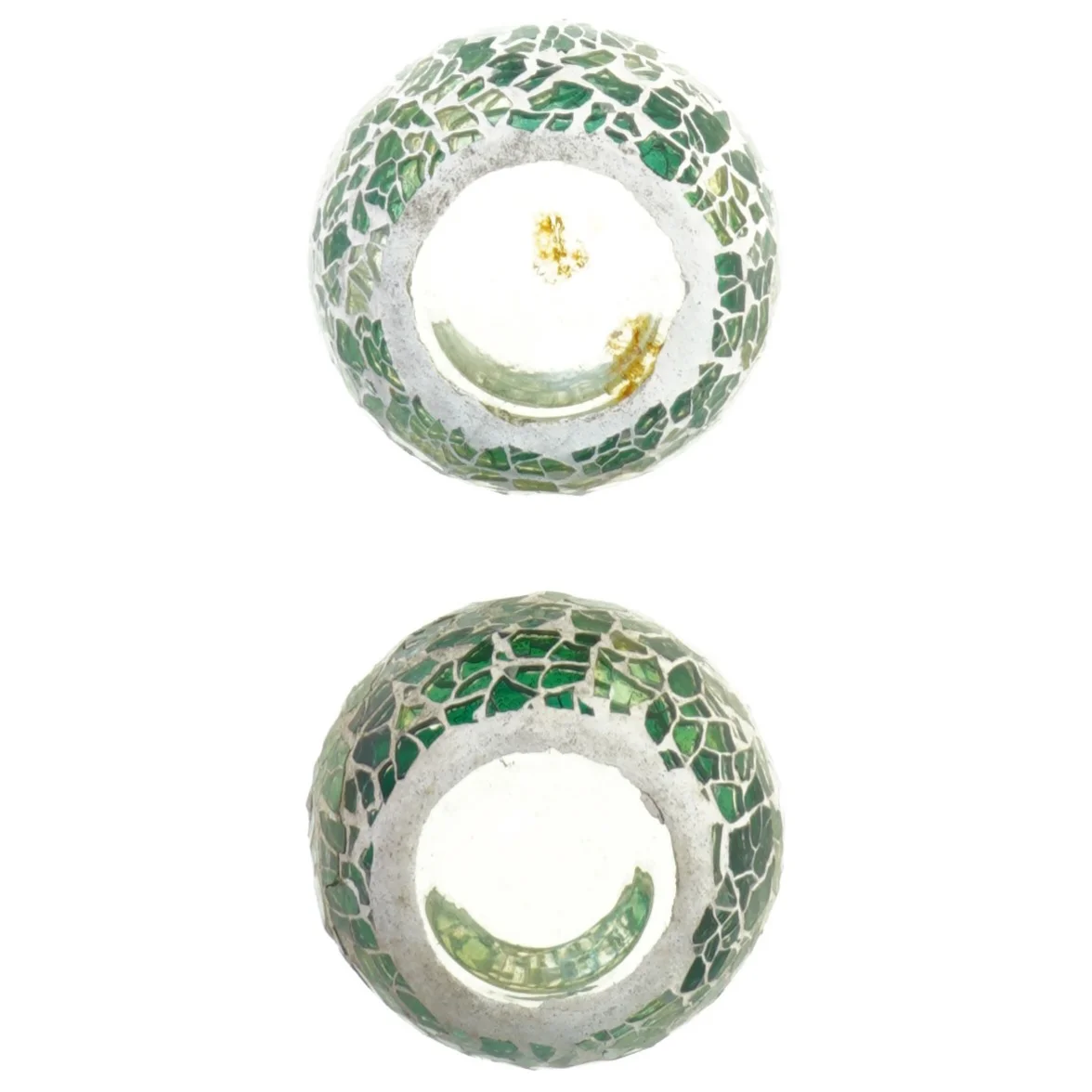 To kugleformede fyrfadsstager i grøn glasmosaik