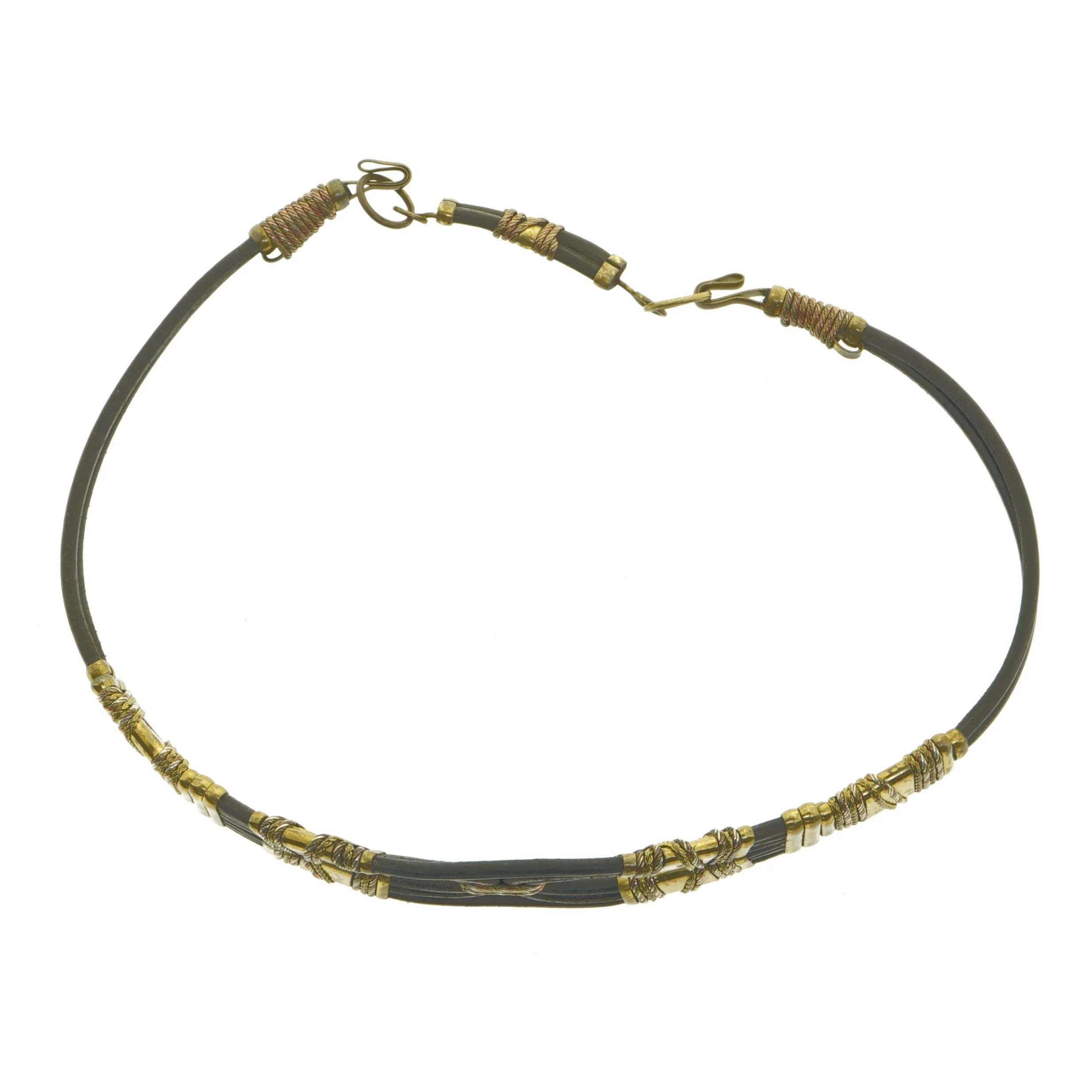 Læderbælte (str. 86 x 6 cm)