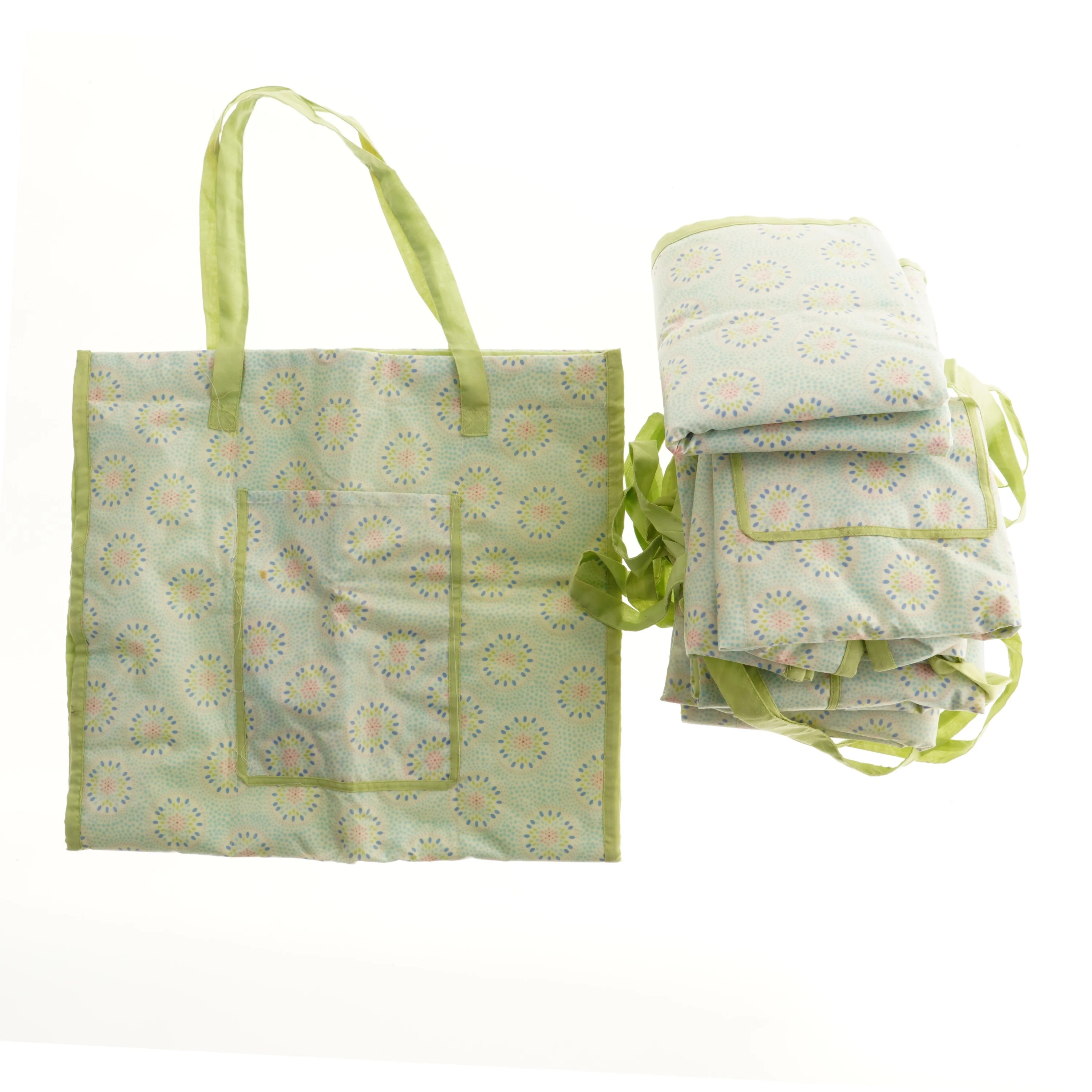 Seks net der tilsammen udgør et picnic-tæppe / skovturstæppe