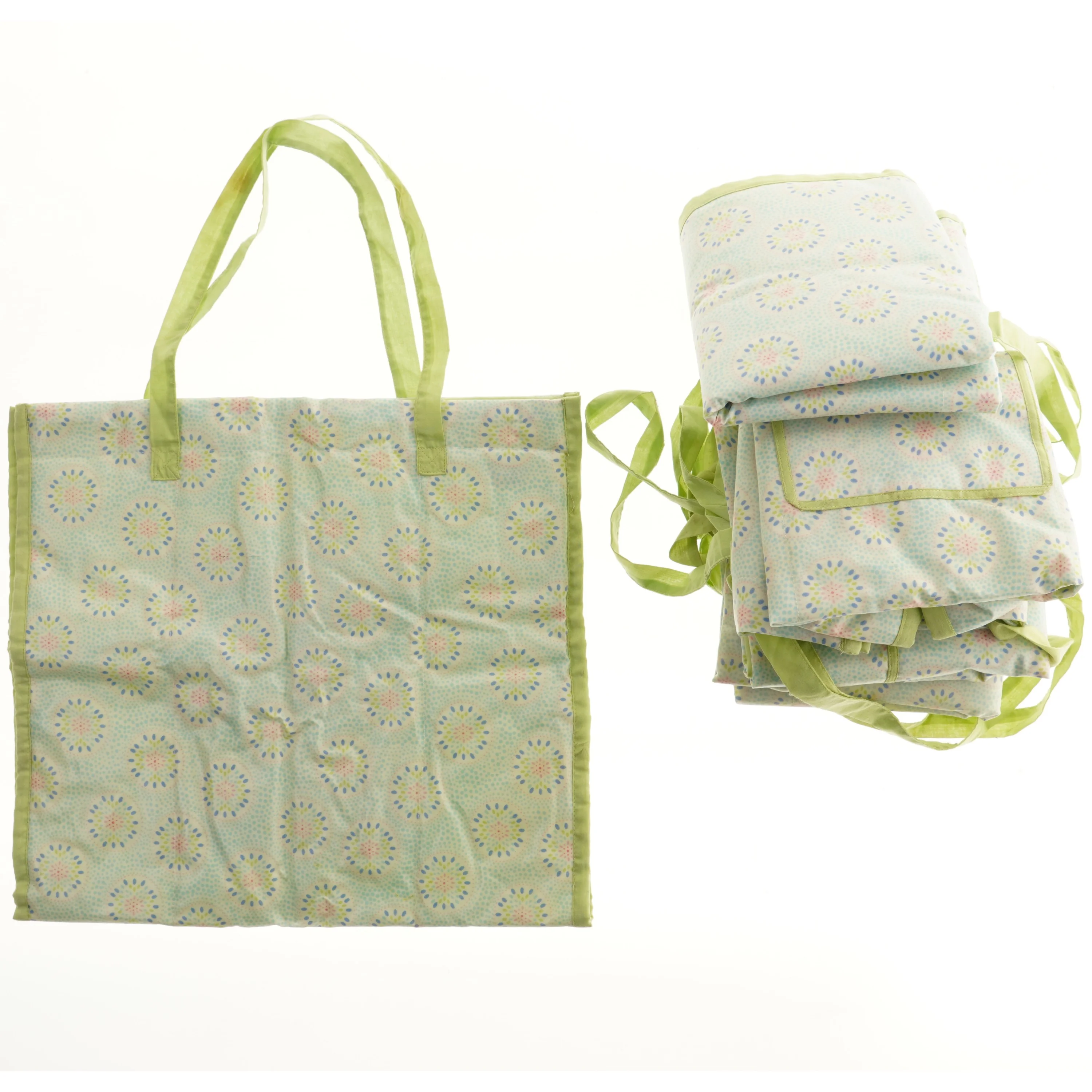 Seks net der tilsammen udgør et picnic-tæppe / skovturstæppe