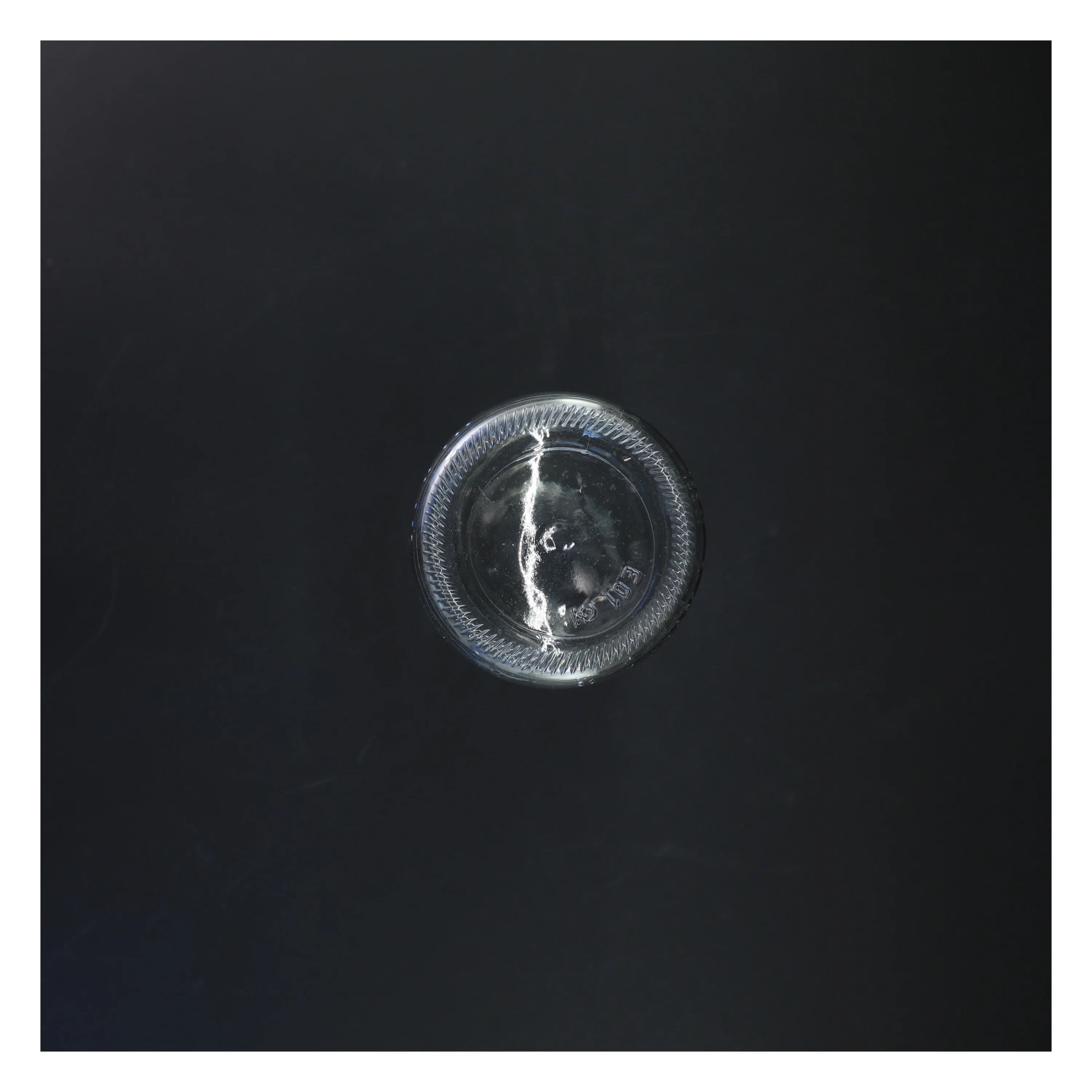 Glasflaske med ko-motiv fra Cerve (str. 26 cm)