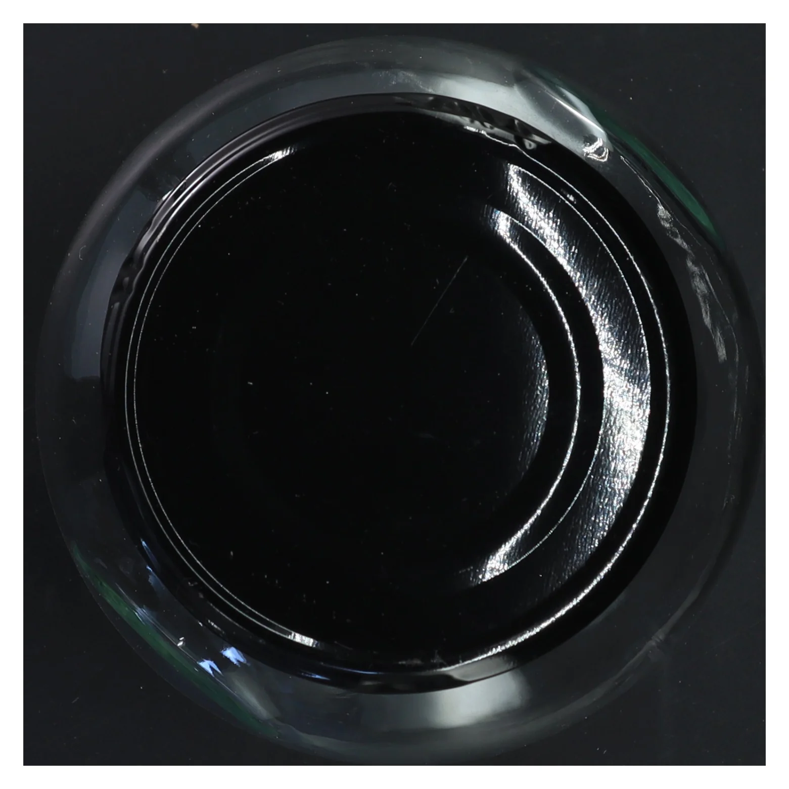 Glasbeholder med låg (str. 15 cm)