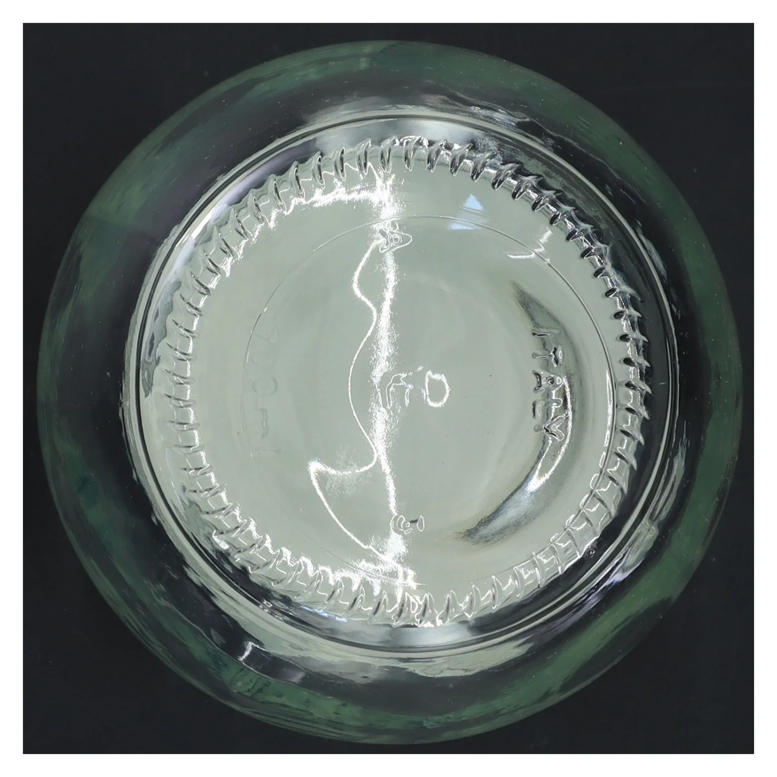 Glasbeholder med låg (str. 15 cm)