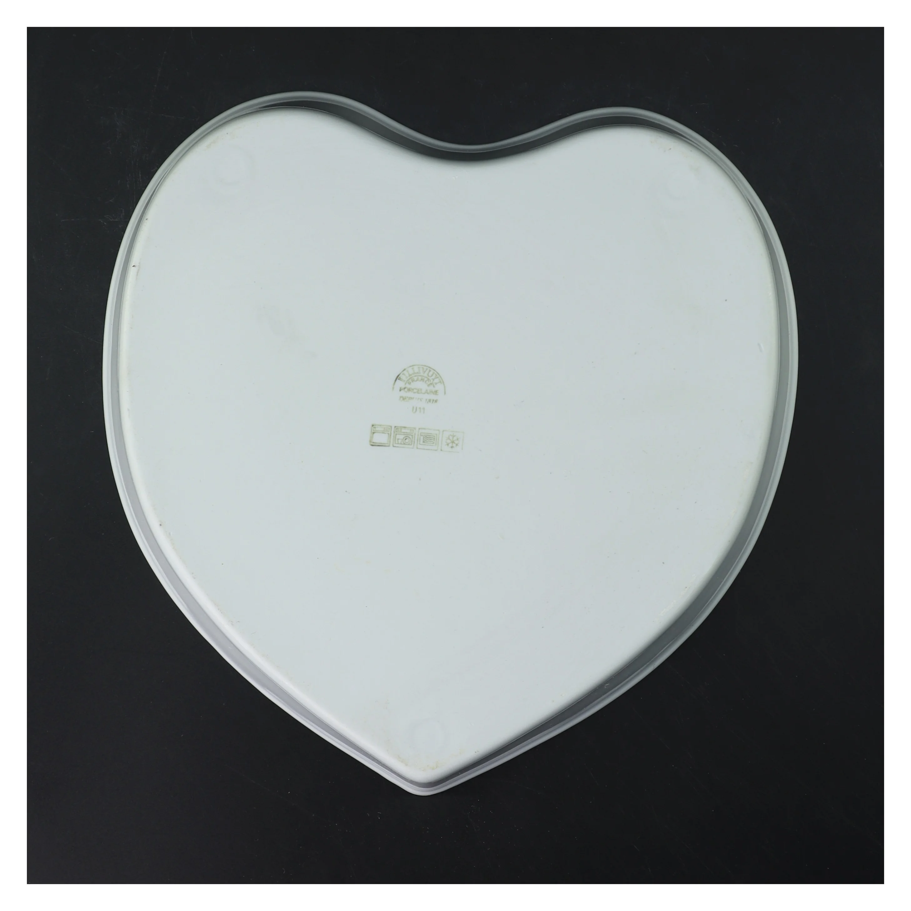 Hjerteformet serveringsfad fra Pillivuyt (str. 26 cm)
