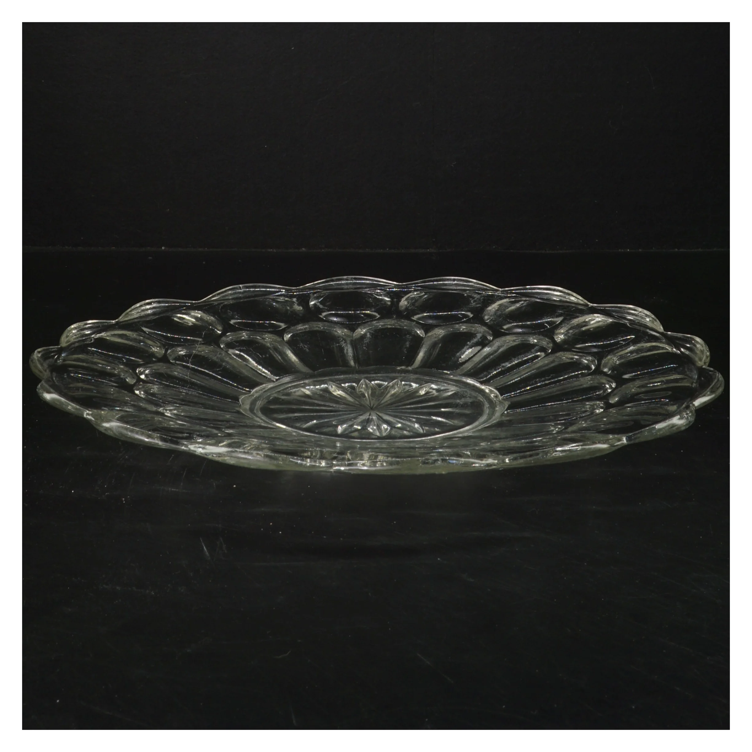 Glasfad med mønster (str. Ø 28 cm)