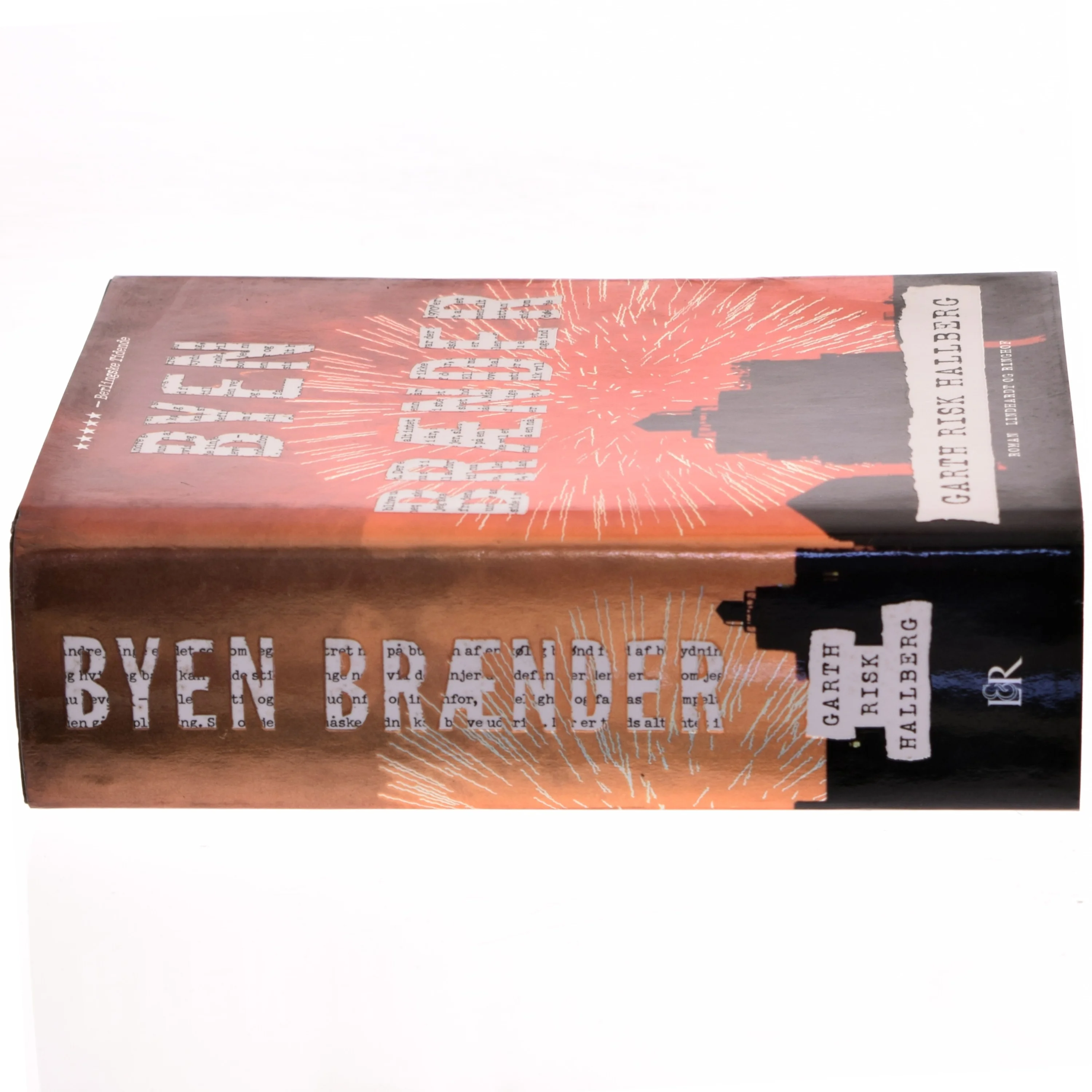 Byen brænder af Garth Risk Hallberg (Bog)