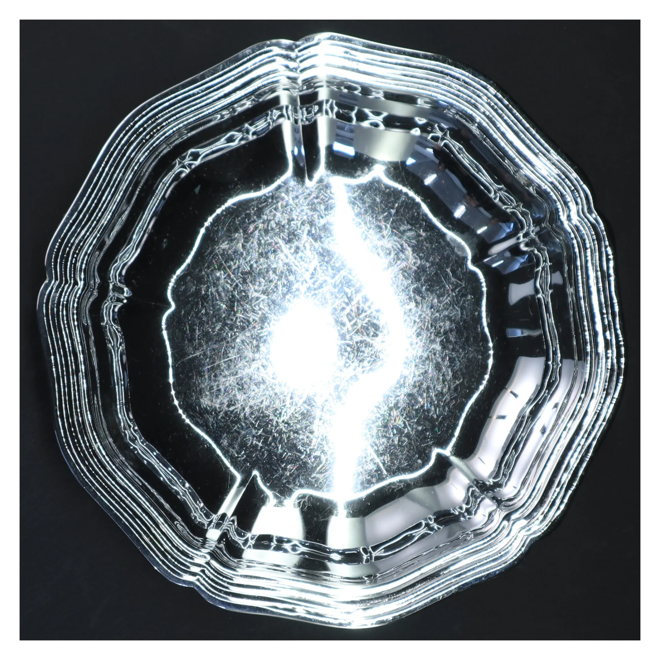 Metal skål (str. 21x3 cm)