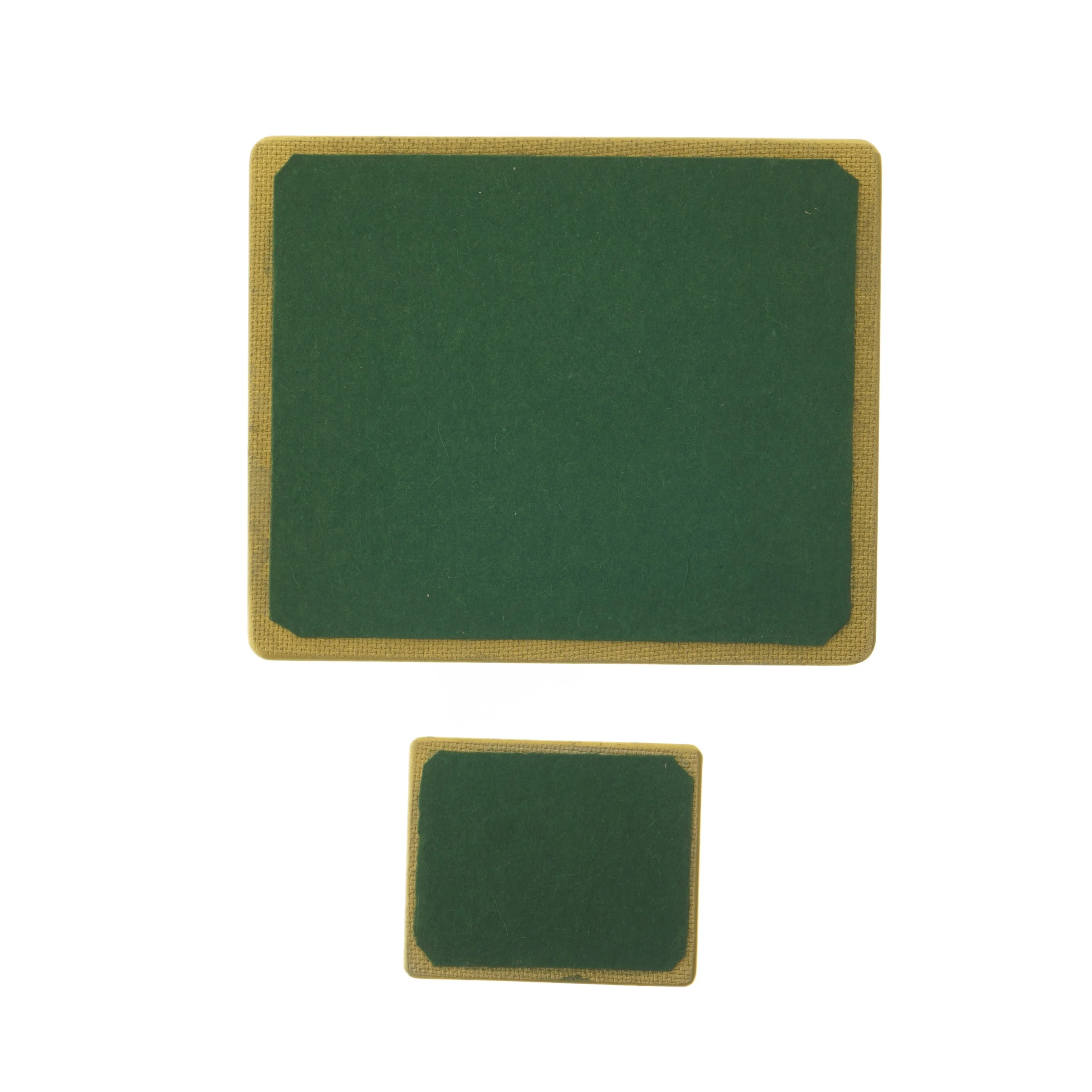 Sæt med bordskånere med Lisbon stadion motiv (str. 19,5x23,5 og 9x11 cm)