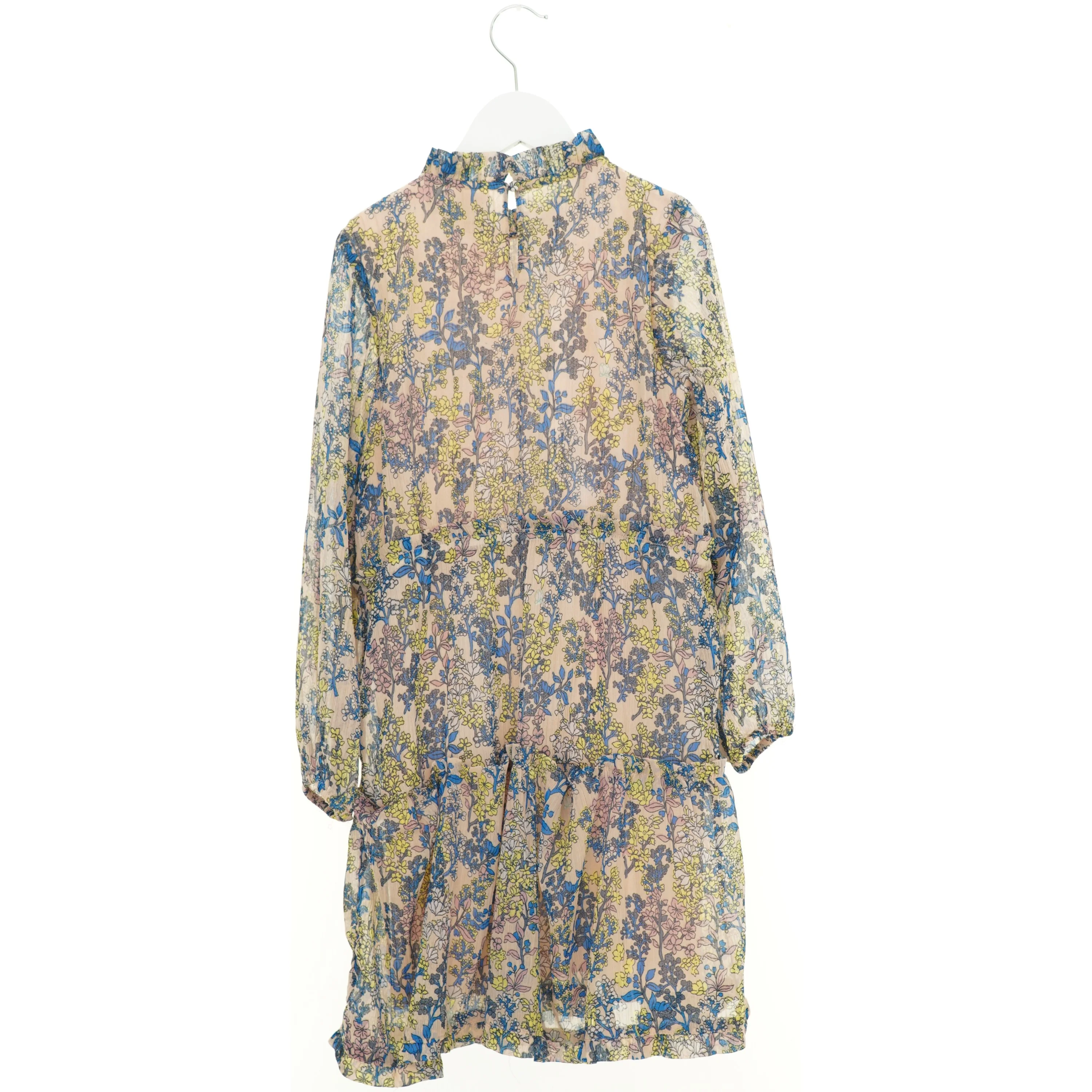 Kjole fra VRS (str. 134 cm)