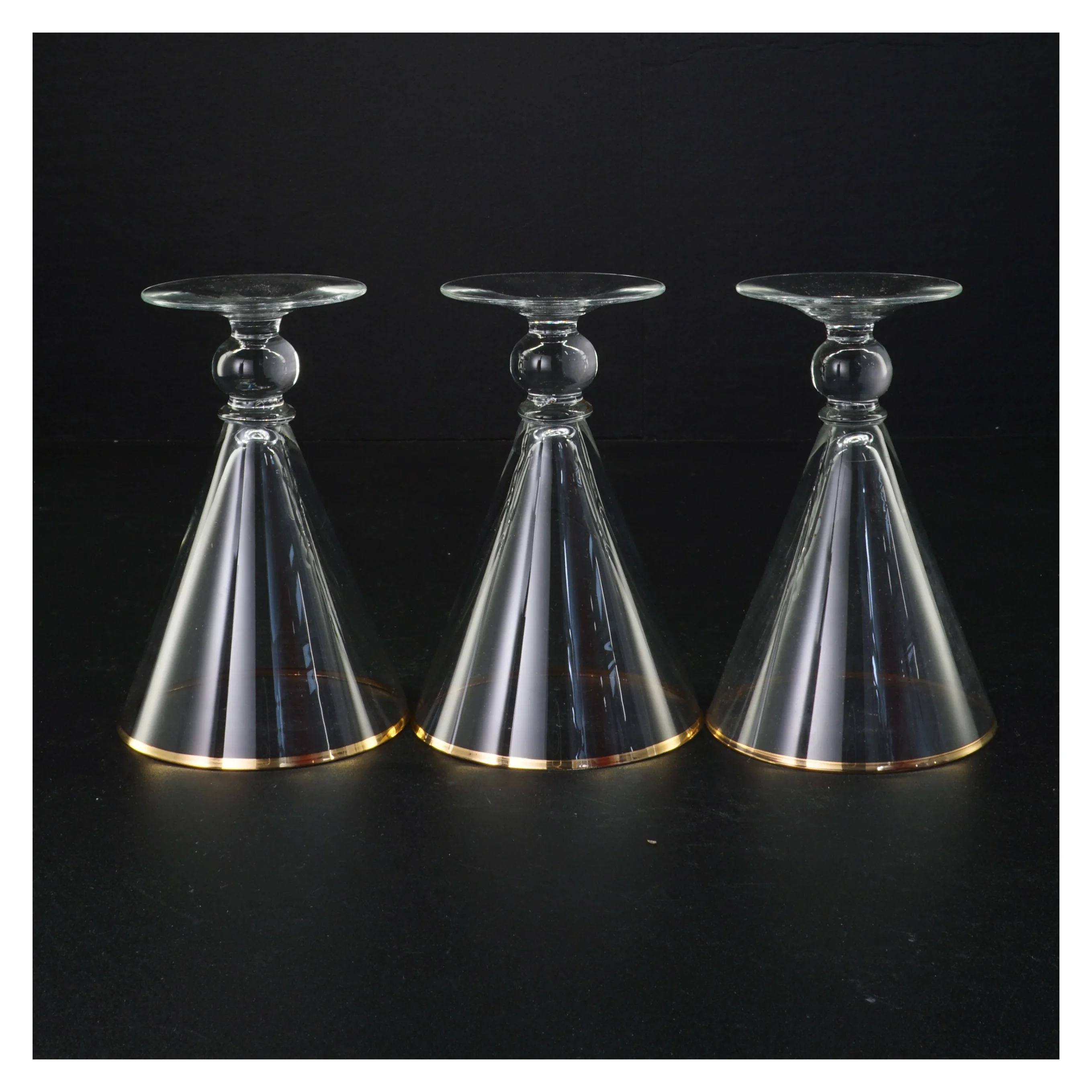 Vintageglas med guldkant (str. 13 x 9 cm)