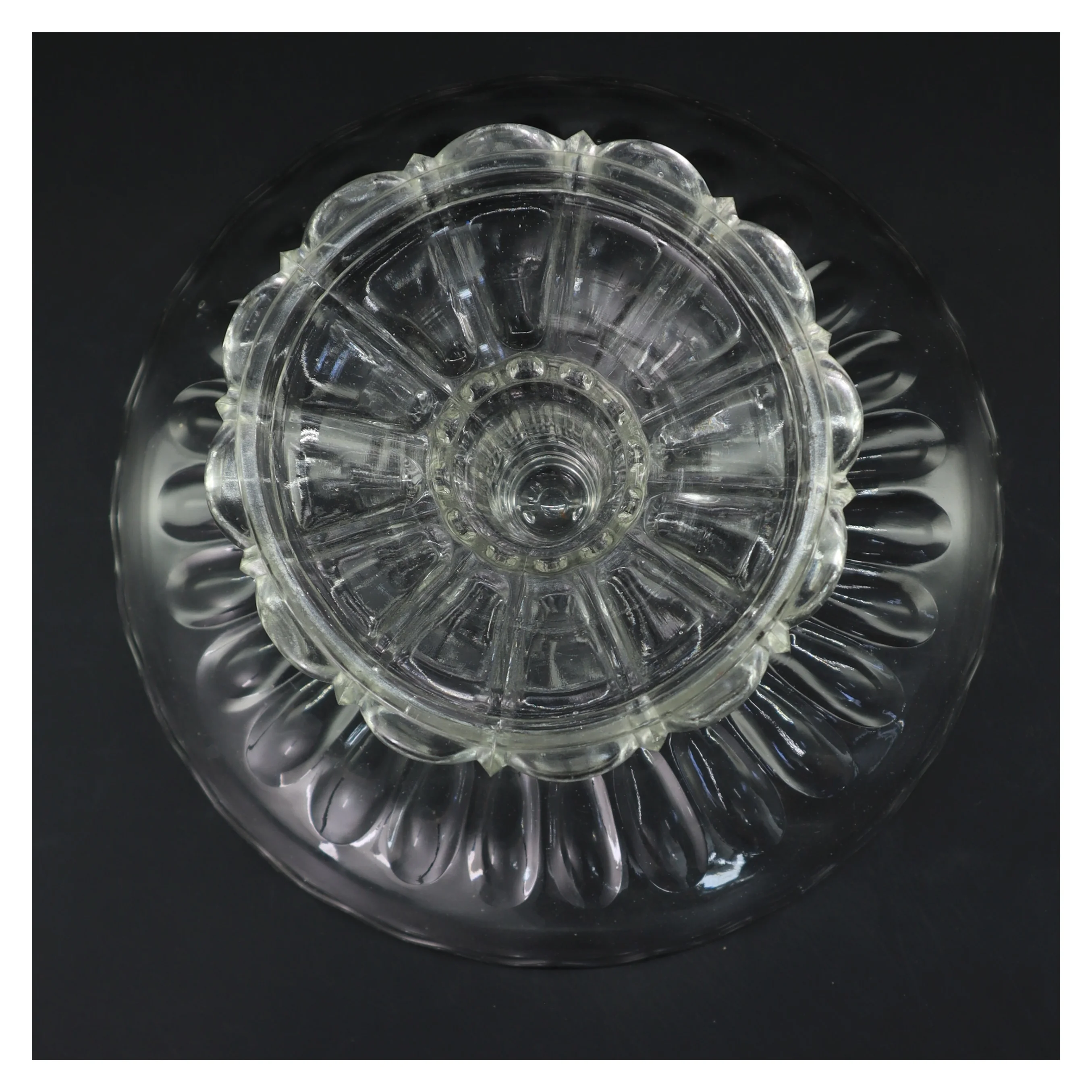 Glas kagefad på fod (str. Ø 25 cm længde 21 cm)