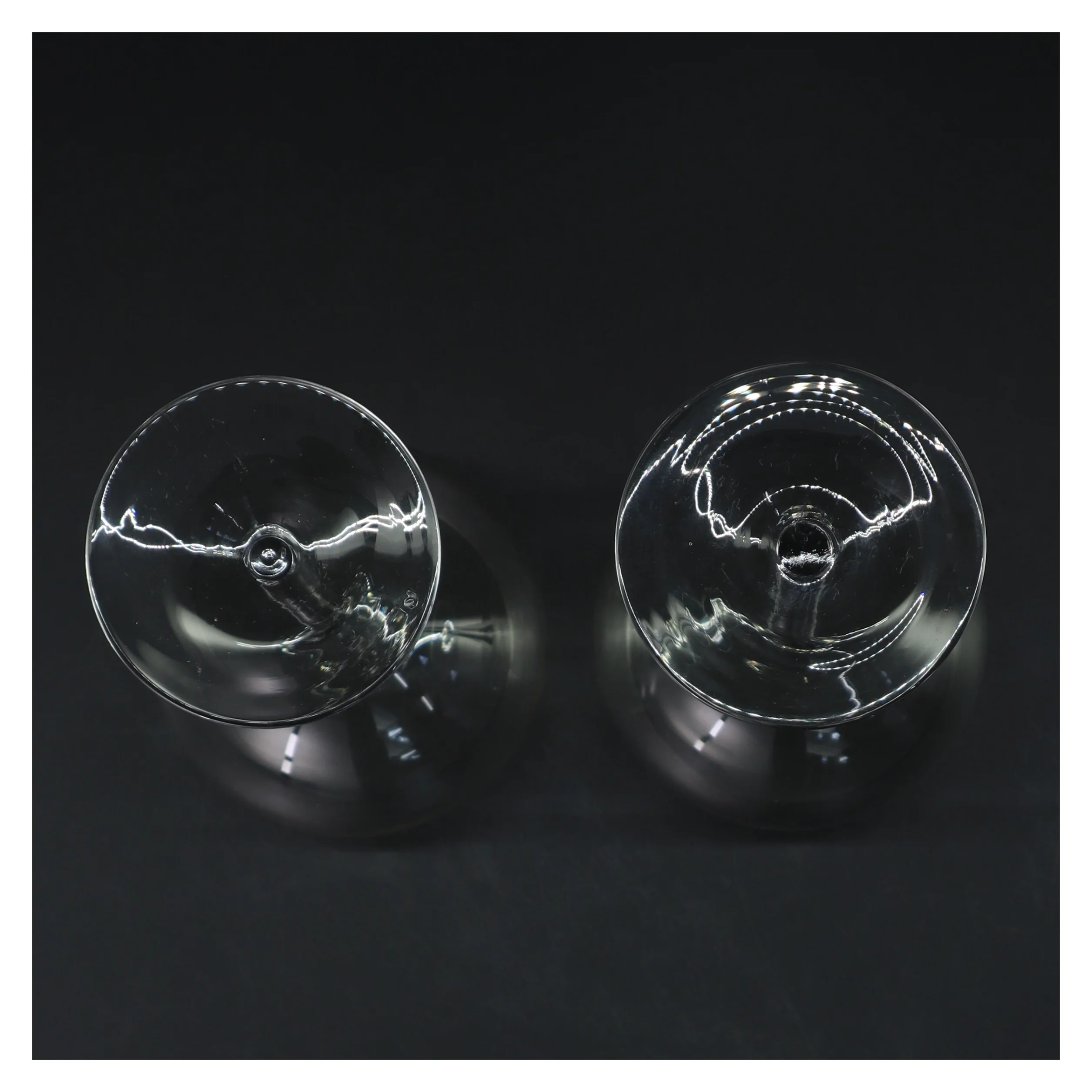 Vinglas sæt (str. Ø 7,5 cm længde 20,5 cm)