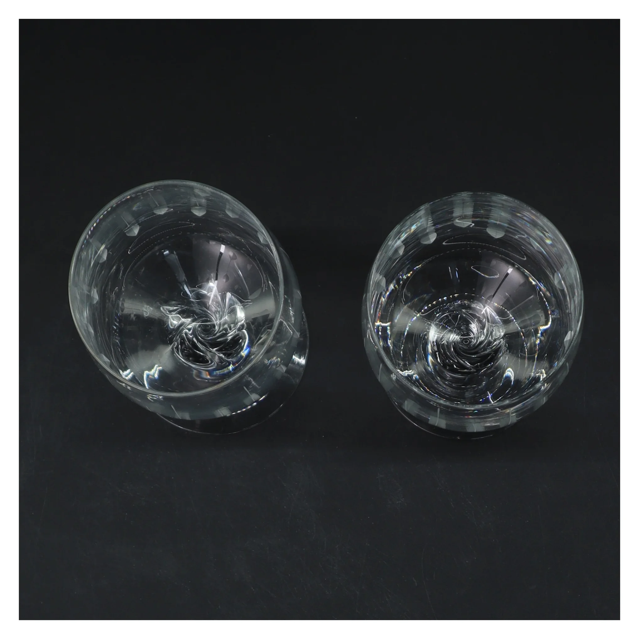 Glas (str. Ø 6,5 cm længde 13,5 cm) fra Ingen synlig mærkning