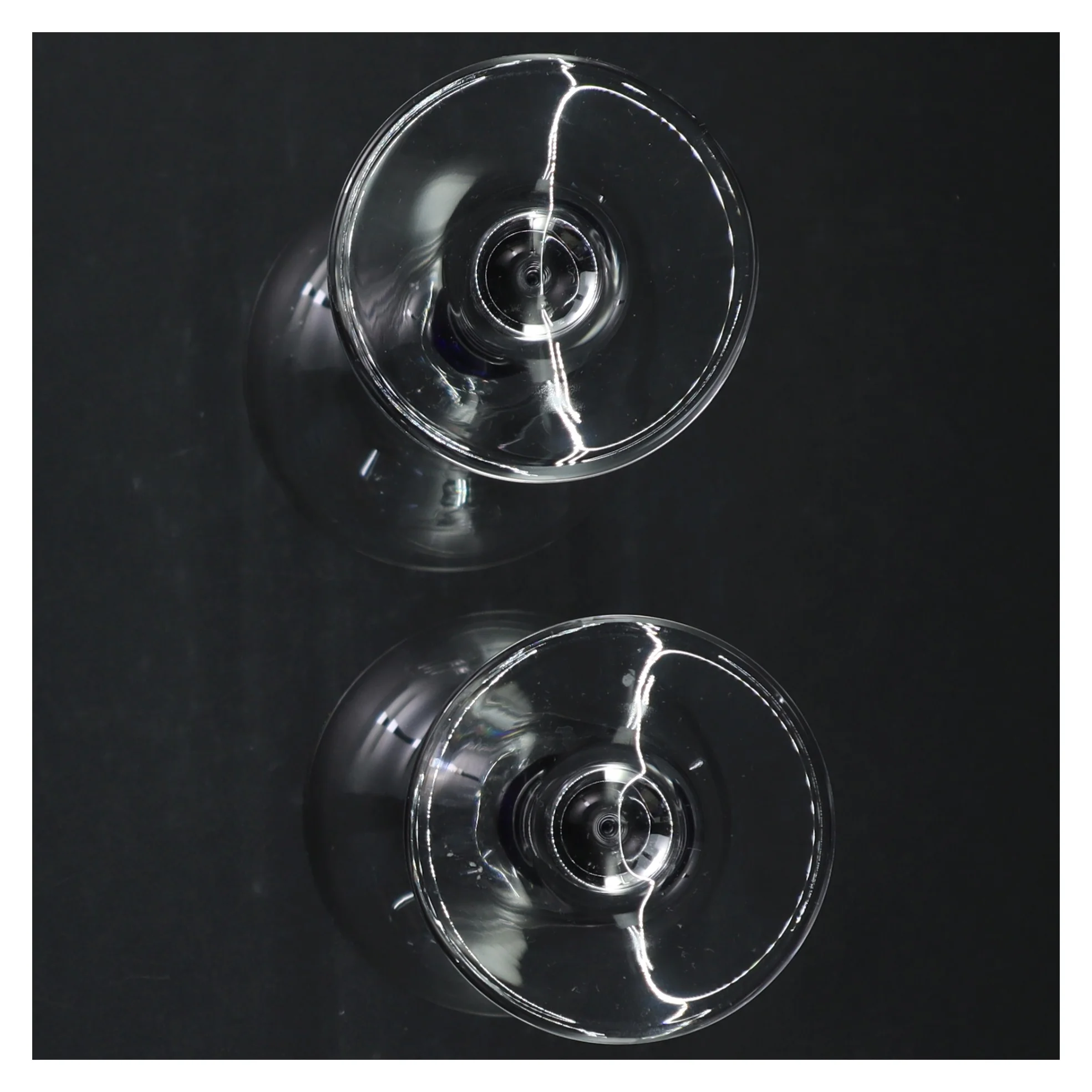 Vinglas (str. H. 19 cm)