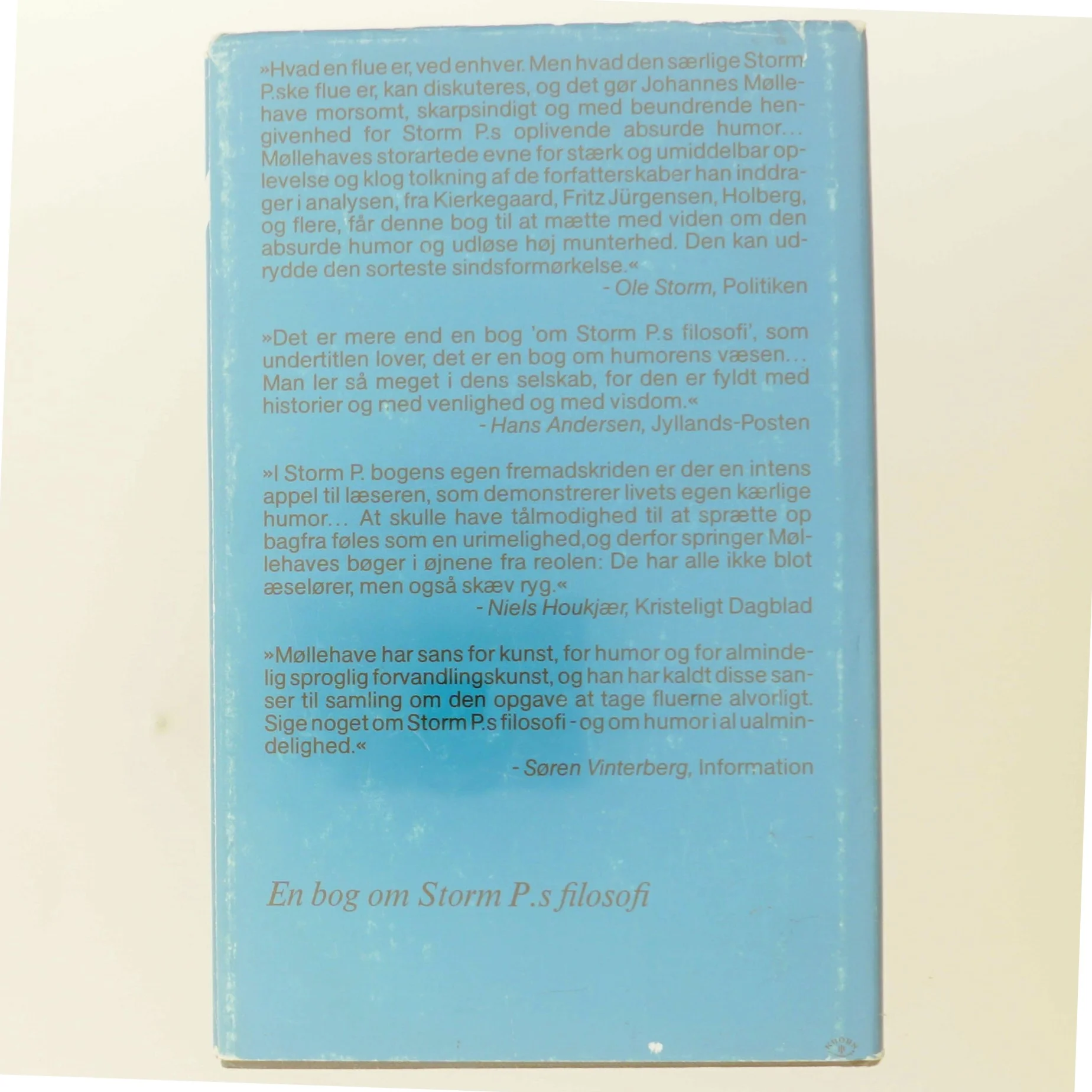 Tusind fluer med eet smæk af Johannes Møllehave fra Lindhardt og Ringhof