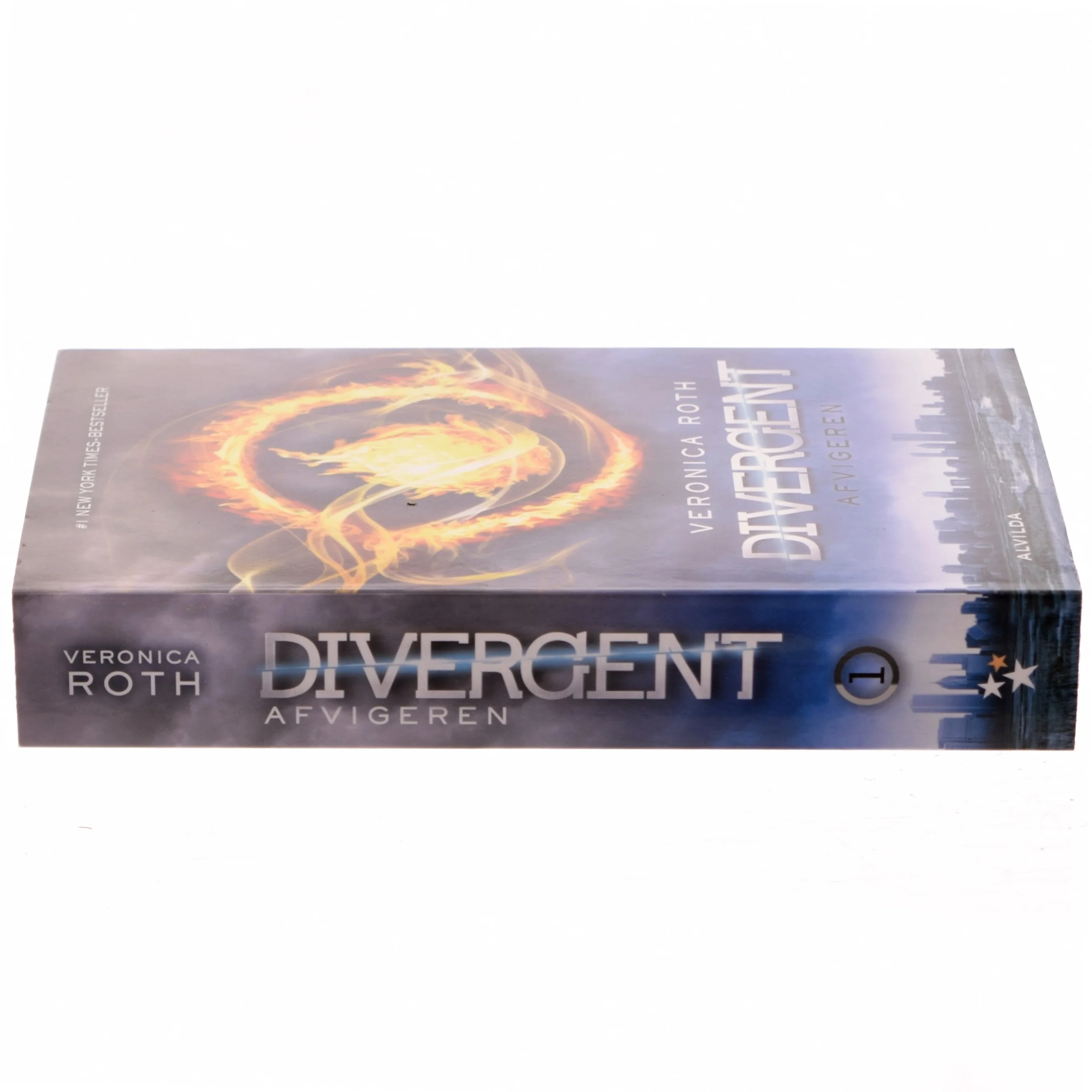 Divergent. Bind 1, Afvigeren af Veronica Roth (Bog)