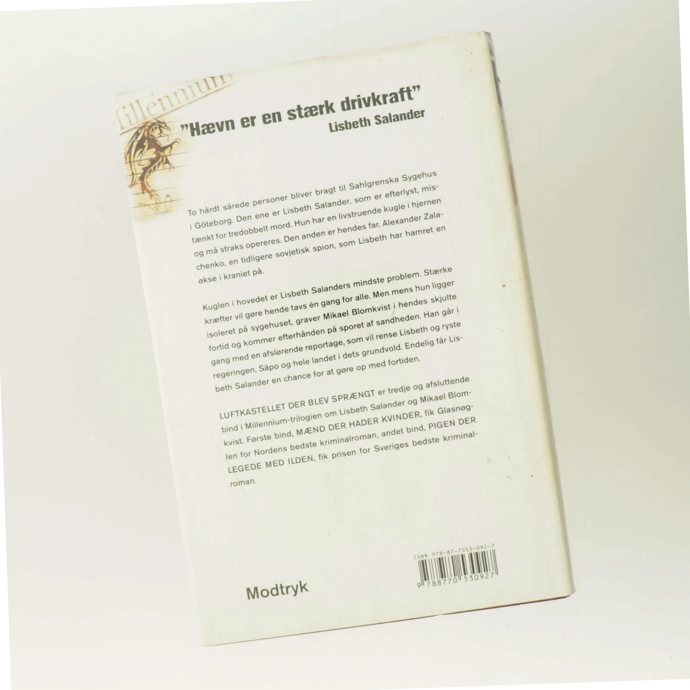 Luftkastelletderblevsprngt Stir up a Hornets' Nest of Girl. Shi Dige Larsen. the Danish Original. Hardcover](chinese Edition) af Stieg Larsson (Bog)