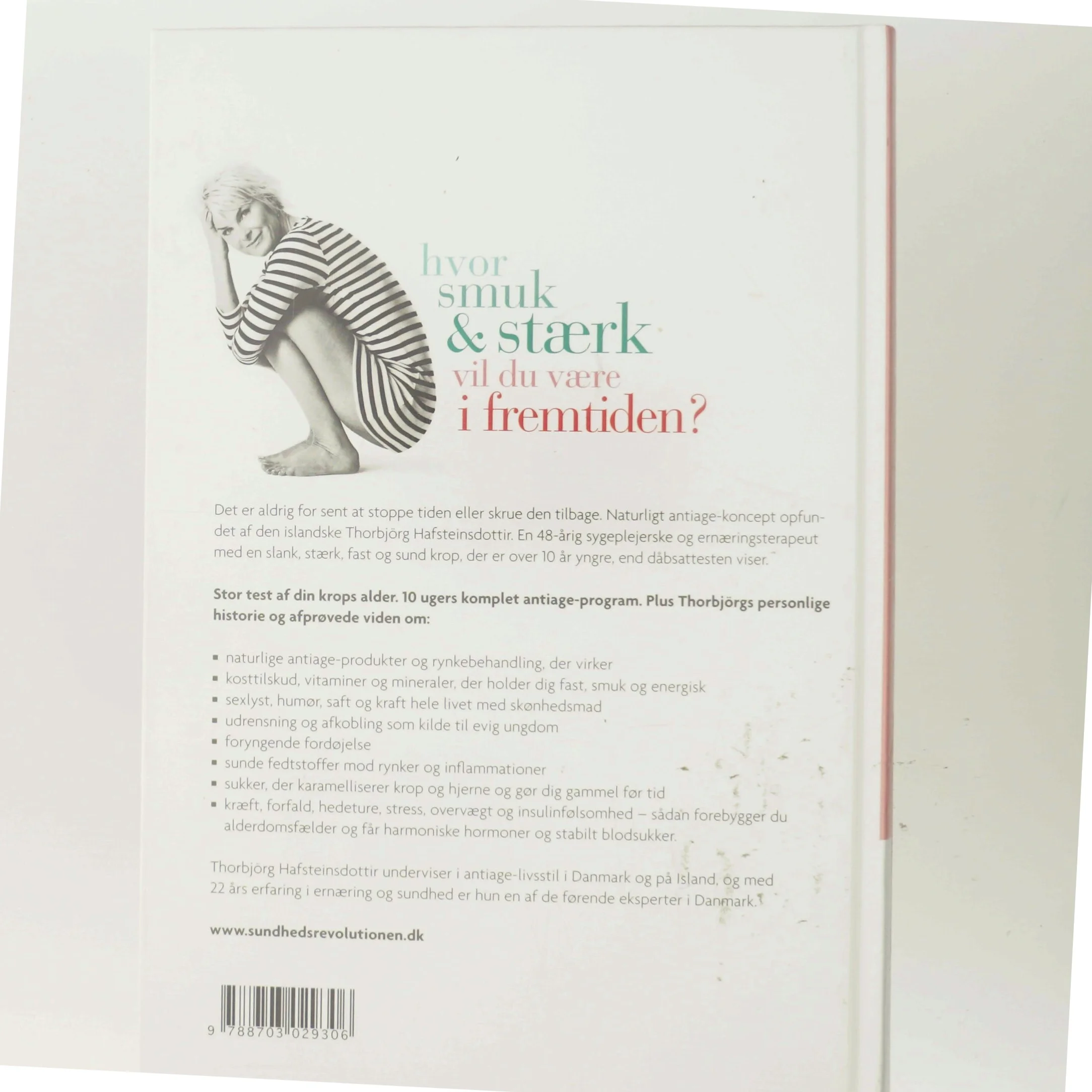 10 år yngre på 10 uger : test din alder og gør noget ved den : antiage-mirakel uden kemi og kniv, sexet for evigt med naturens egne midler (Bog) fra Gyldendals Bogklubber