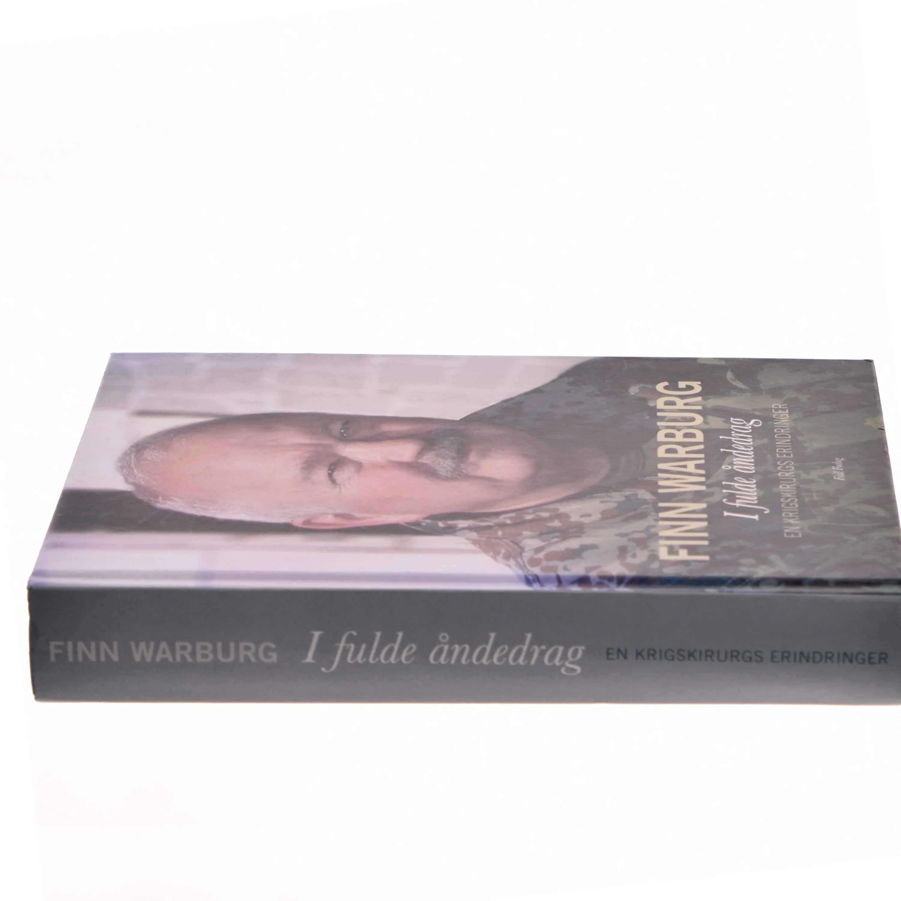 I fulde åndedrag af Finn Warburg (Bog)