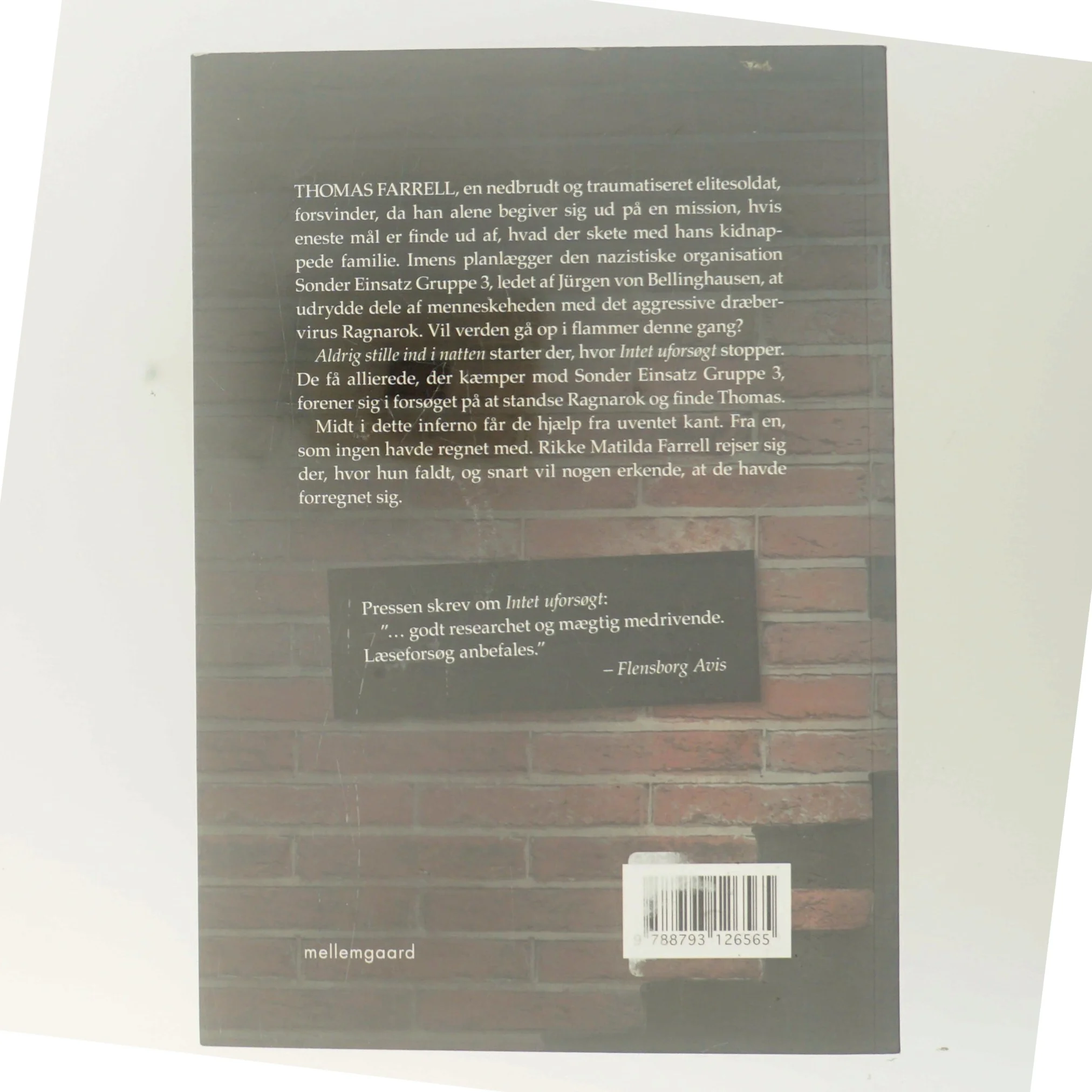 Aldrig stille ind i natten af Thorsten Kranz (f. 1974) (Bog)