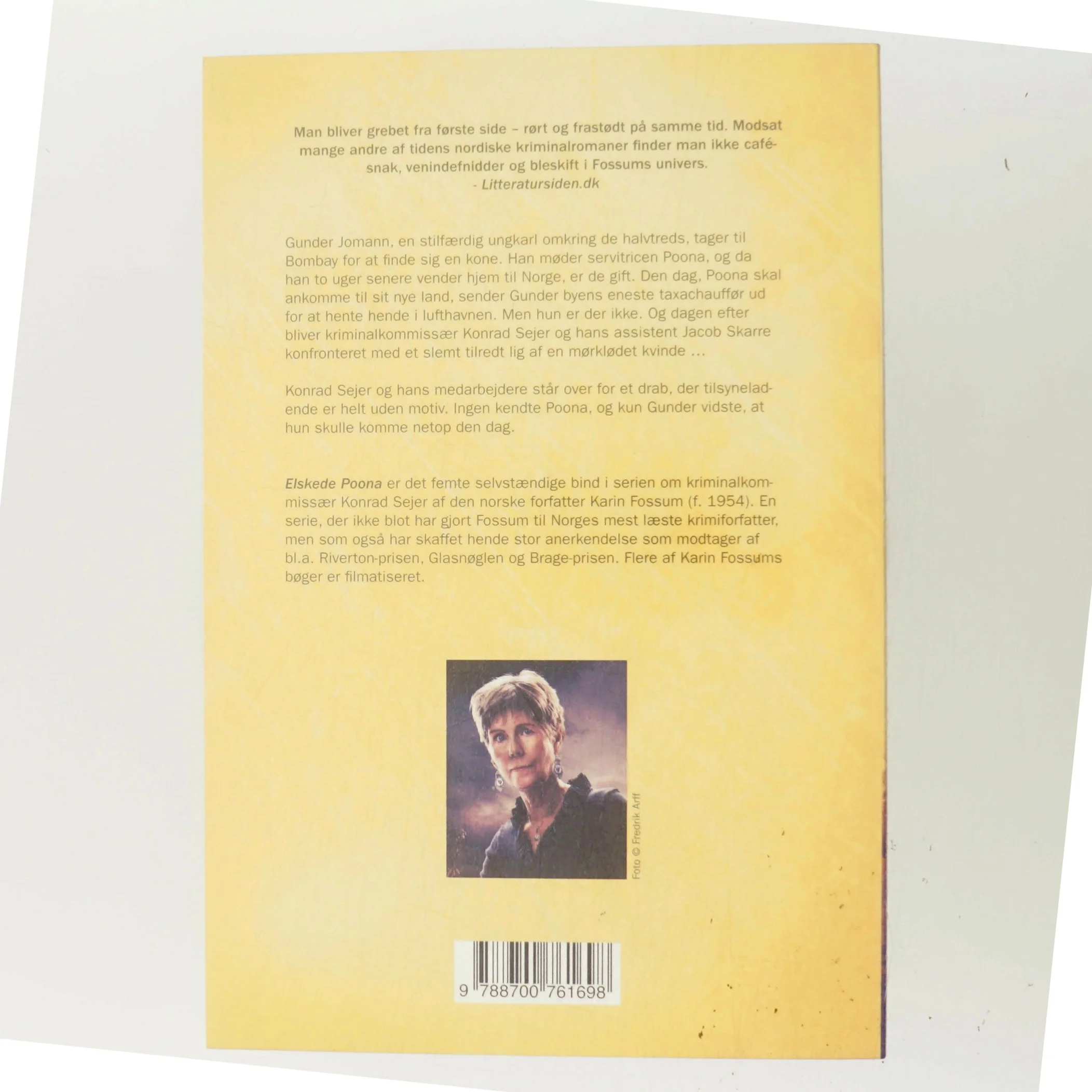 Elskede Poona af Karin Fossum (Bog)