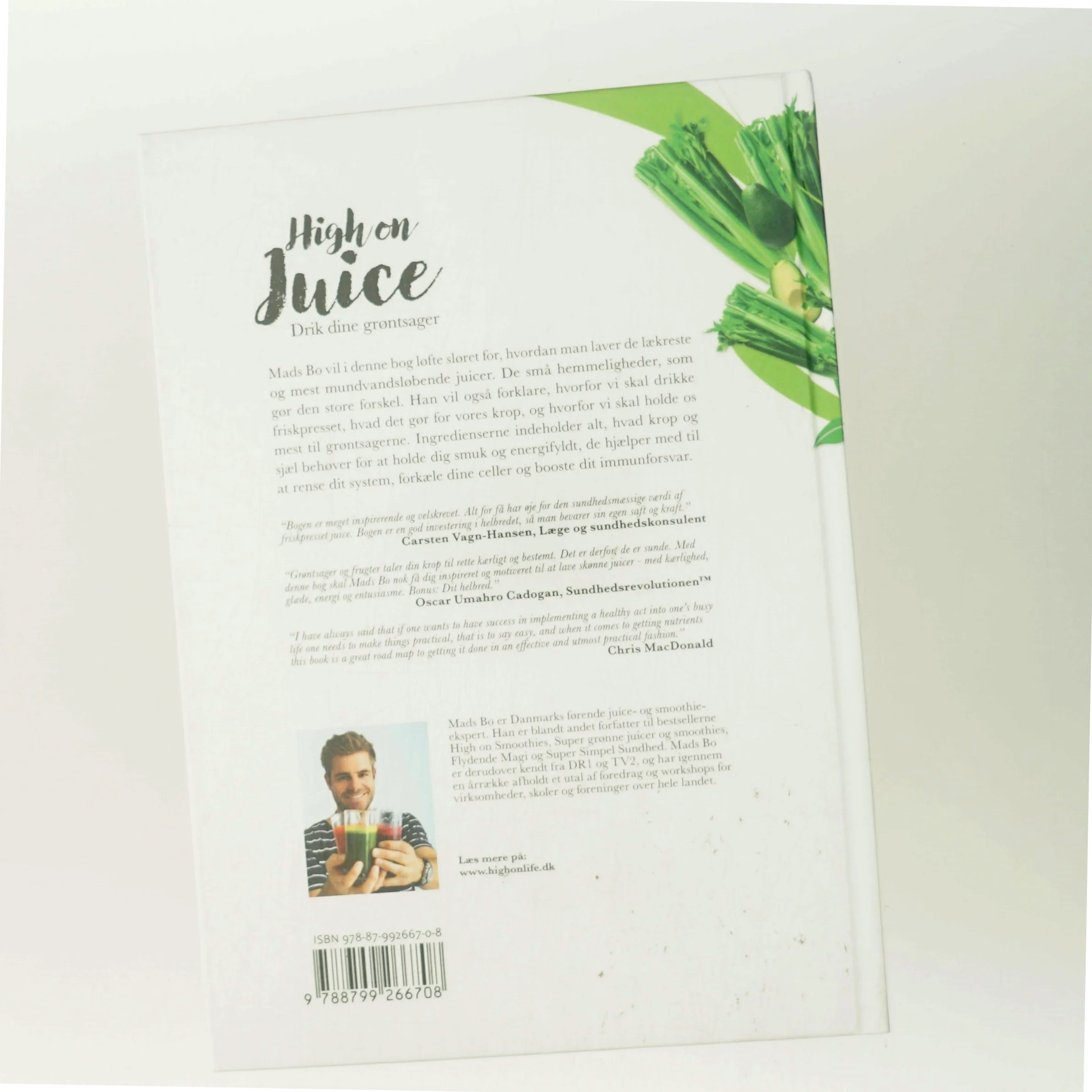 High on juice : drik dine grøntsager af Mads Bo (Bog)