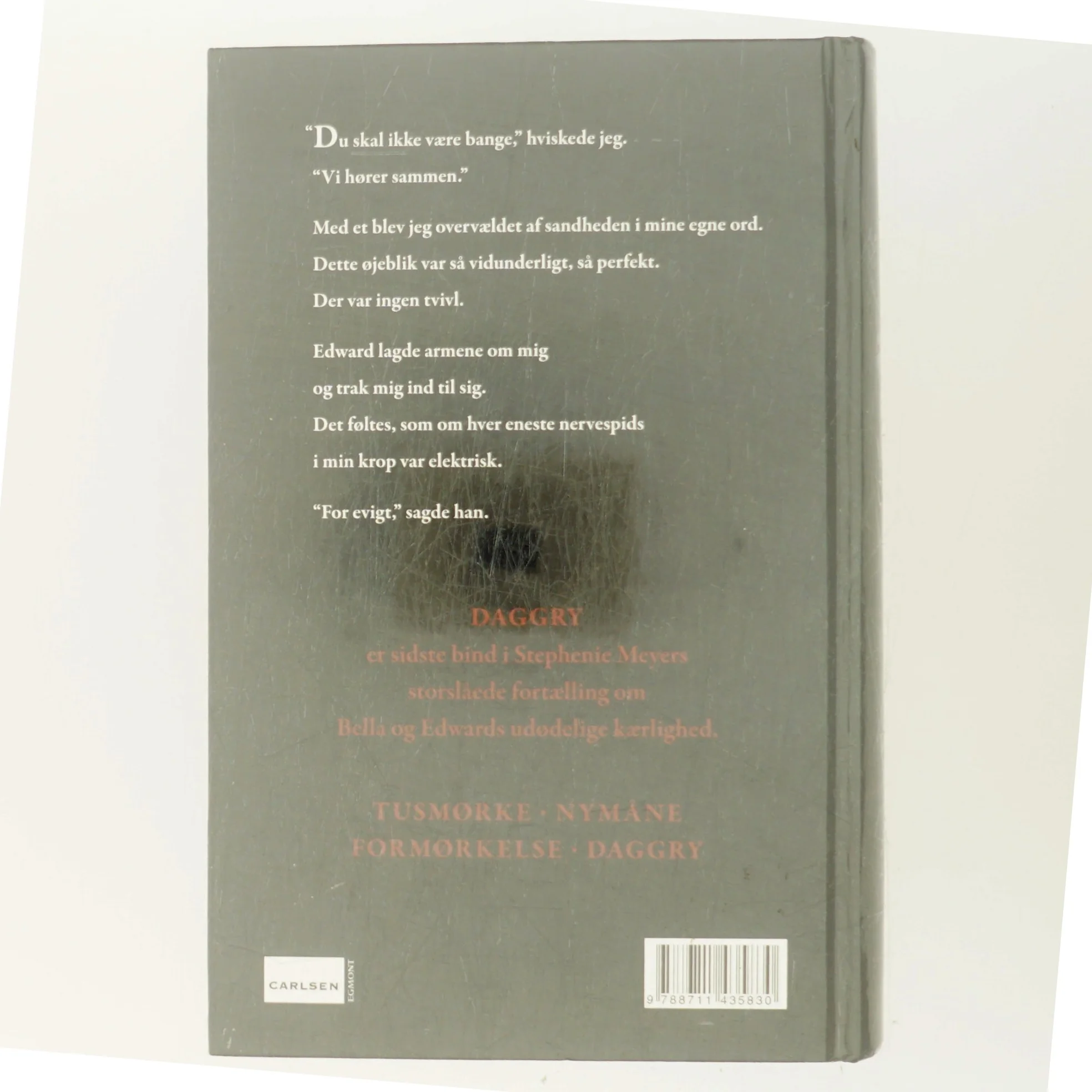 Daggry af Stephenie Meyer (Bog)