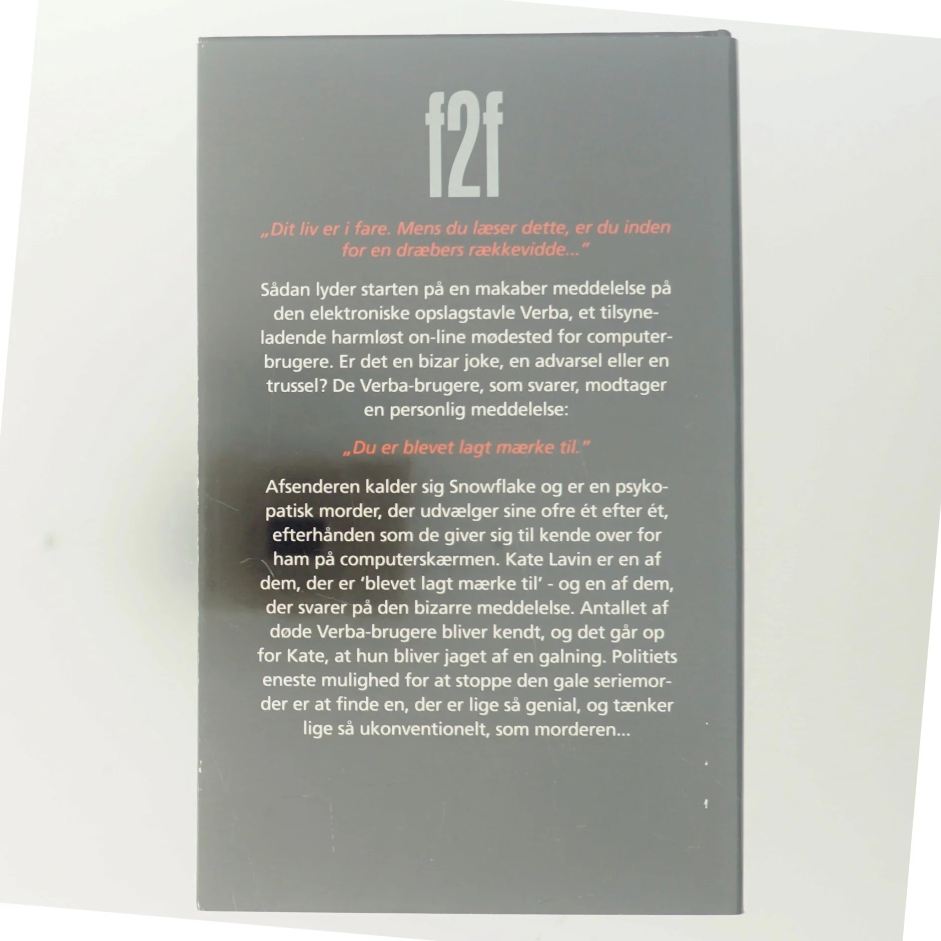 Psykologisk thriller 'f2f' af Phillip Finch