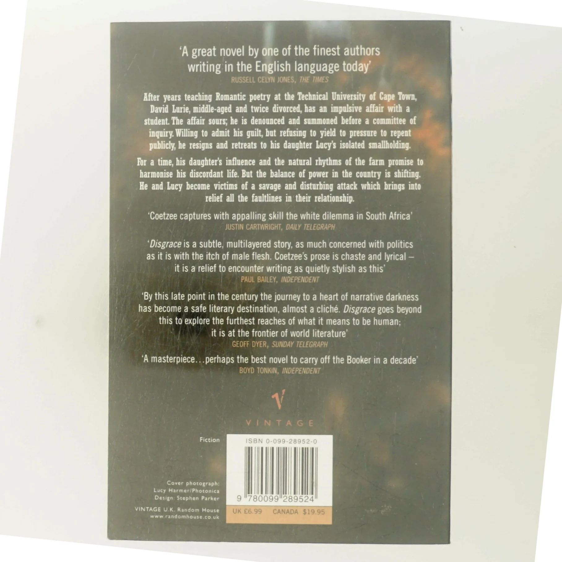 Disgrace af Coetzee, J.m. (Bog)