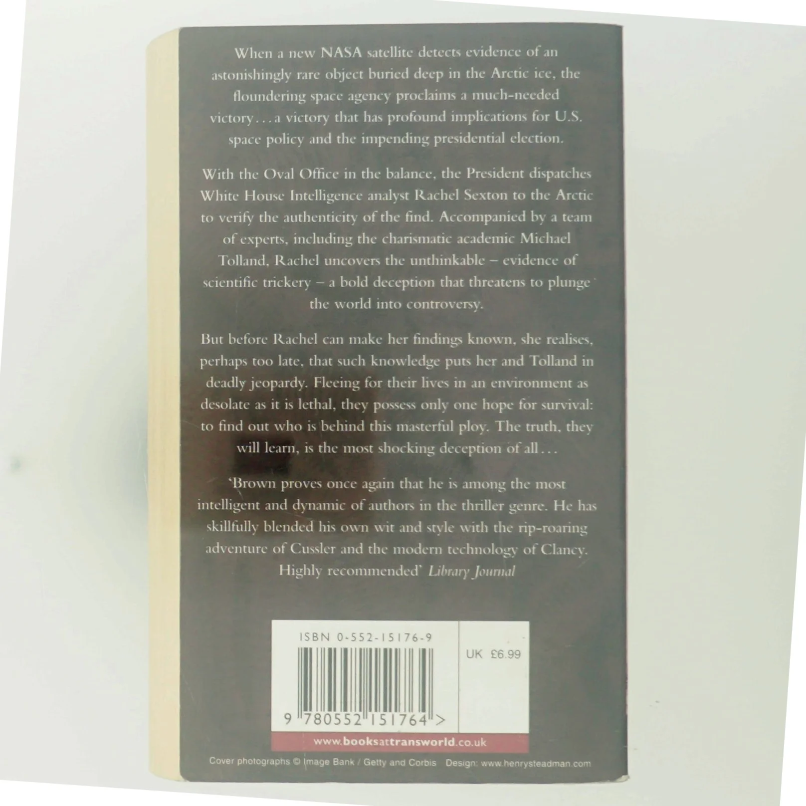 Deception point af Dan Brown (Bog)