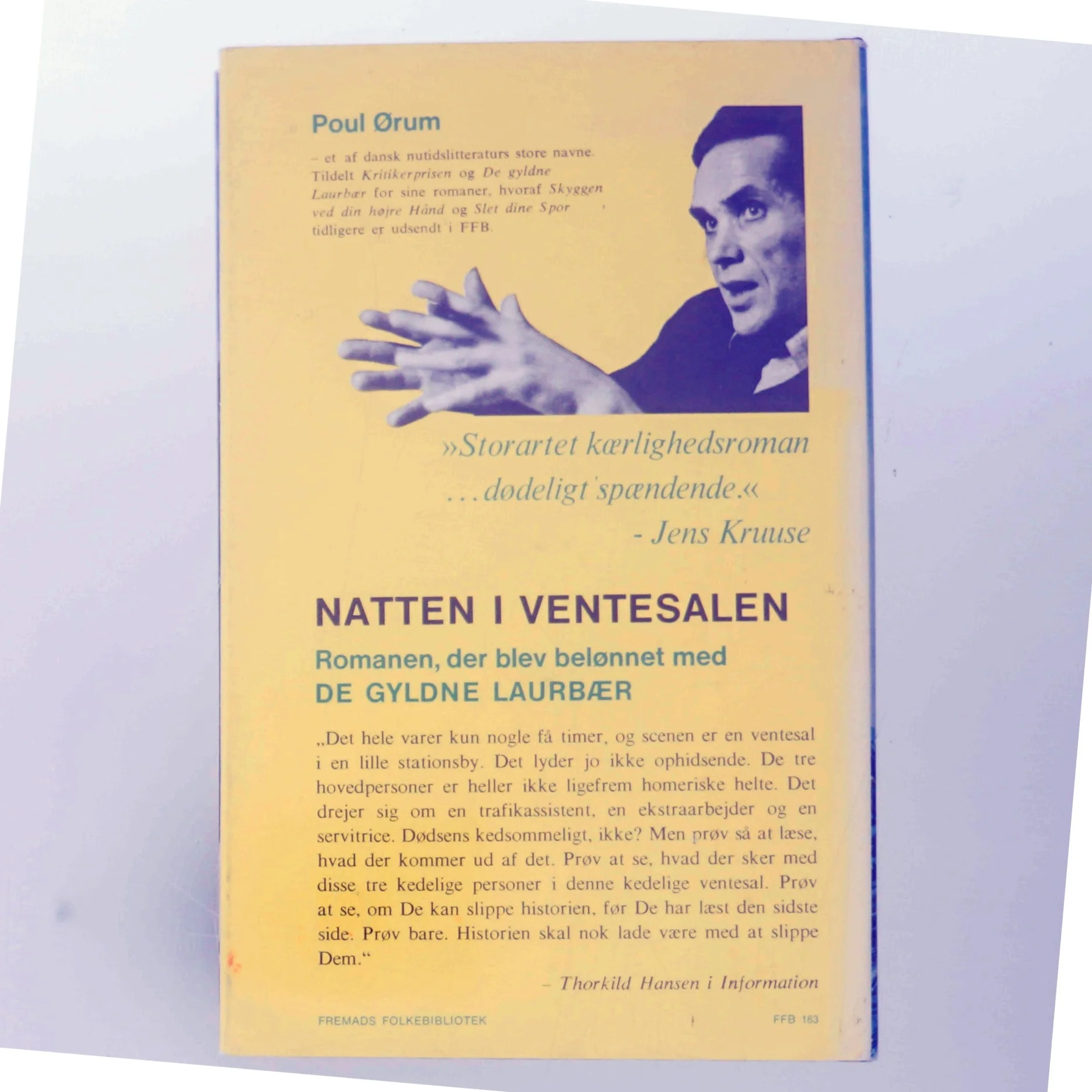 Natten i Ventesalen af Poul Ørum (Bog)