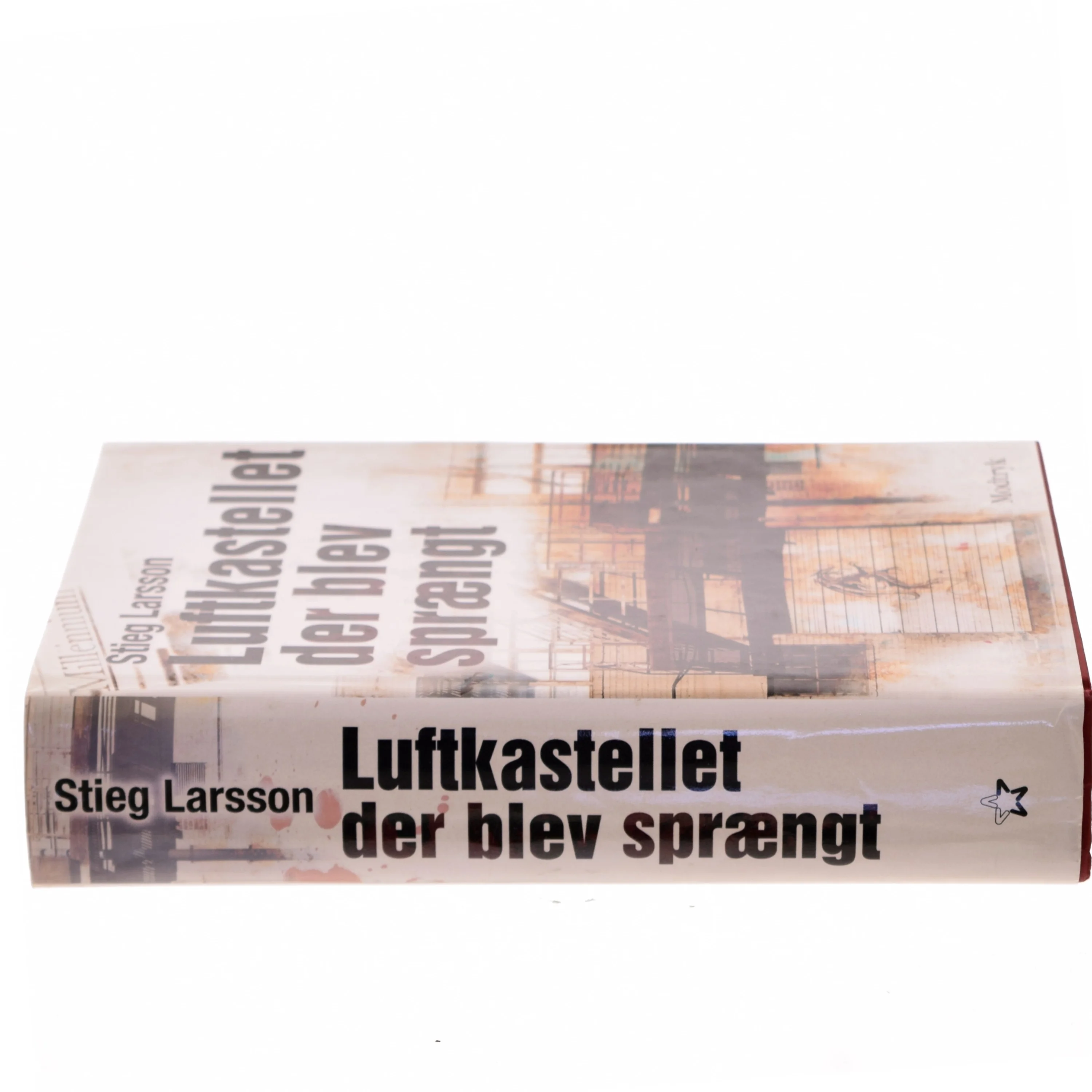 Luftkastelletderblevsprngt Stir up a Hornets' Nest of Girl. Shi Dige Larsen. the Danish Original. Hardcover](chinese Edition) af Stieg Larsson (Bog)