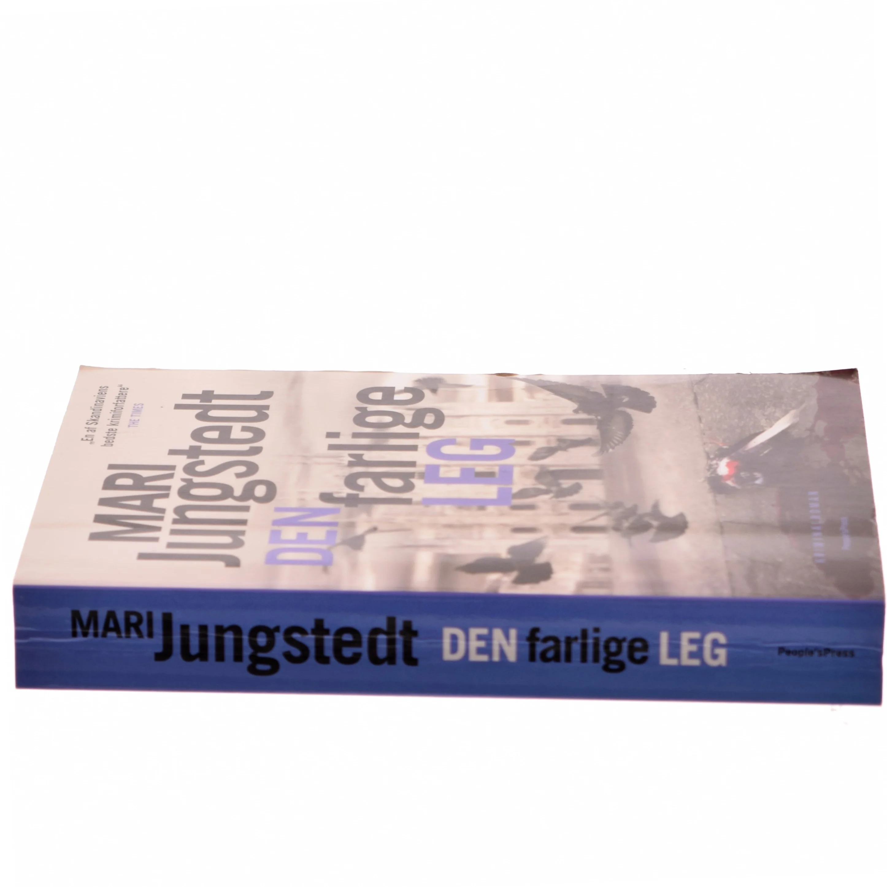 Den farlige leg : kriminalroman af Mari Jungstedt (Bog)