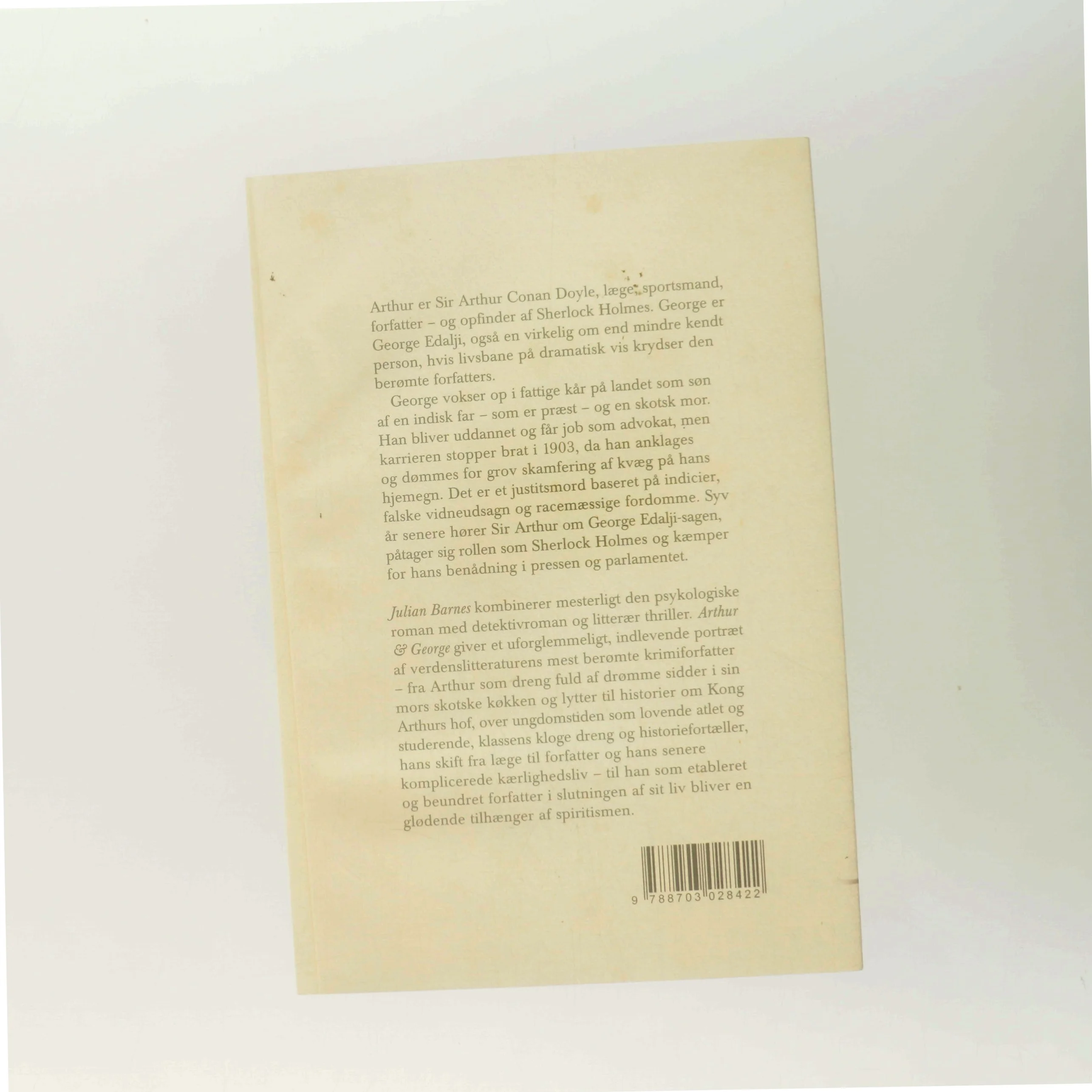 Arthur & George : roman af Julian Barnes (Bog)