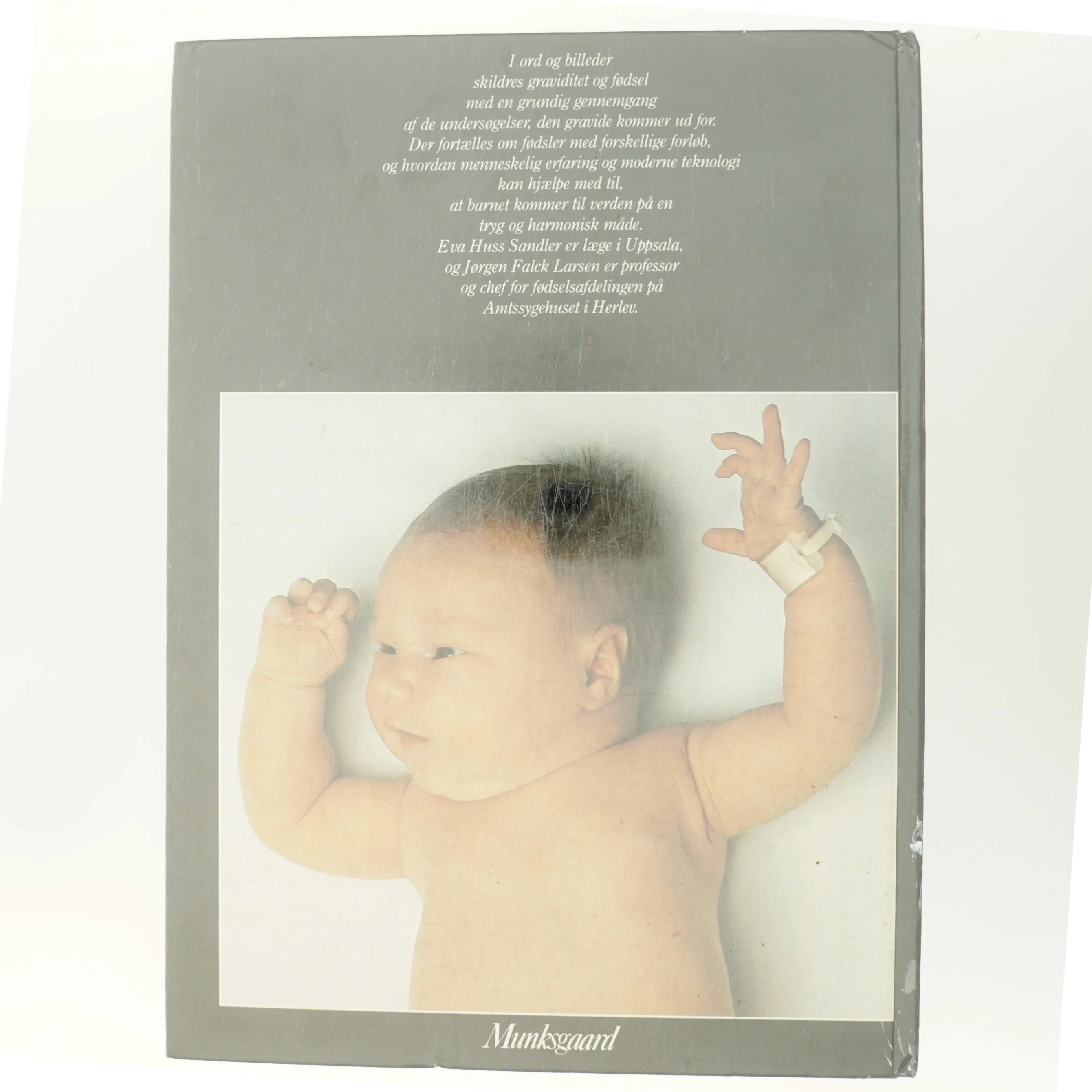 Et barn skal fødes af Eva Huss Sandler (Bog)