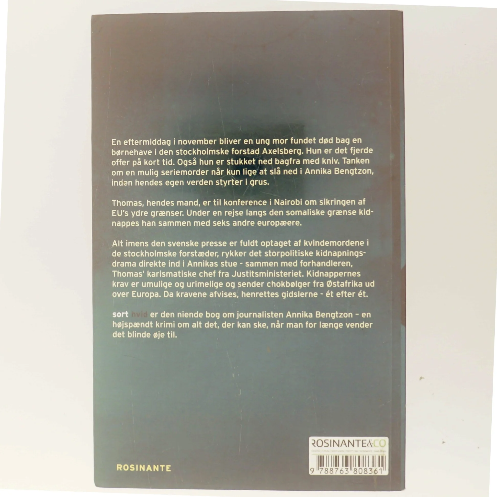 Sort hvid af Liza Marklund (Bog)