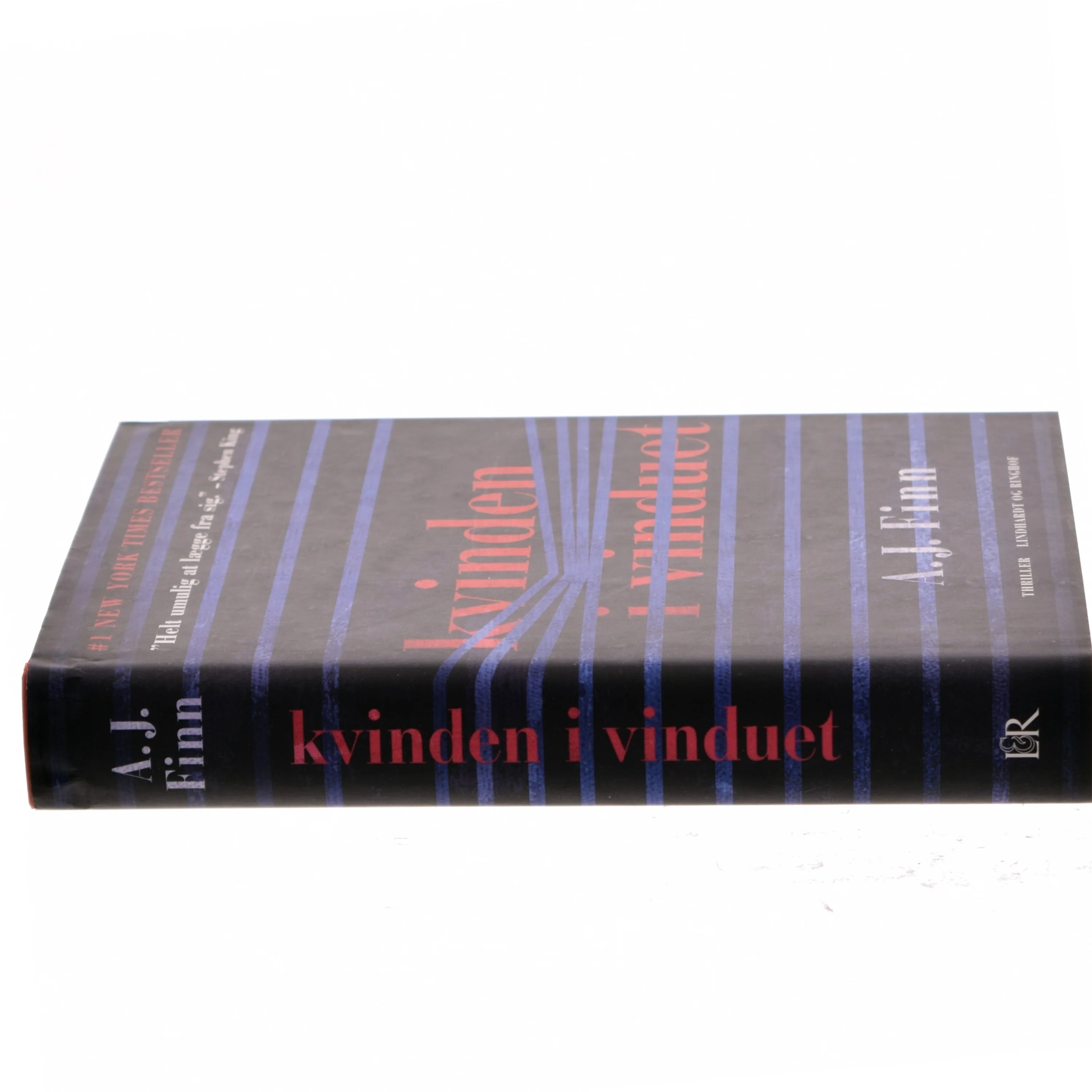 Kvinden i vinduet af A. J. Finn (Bog)