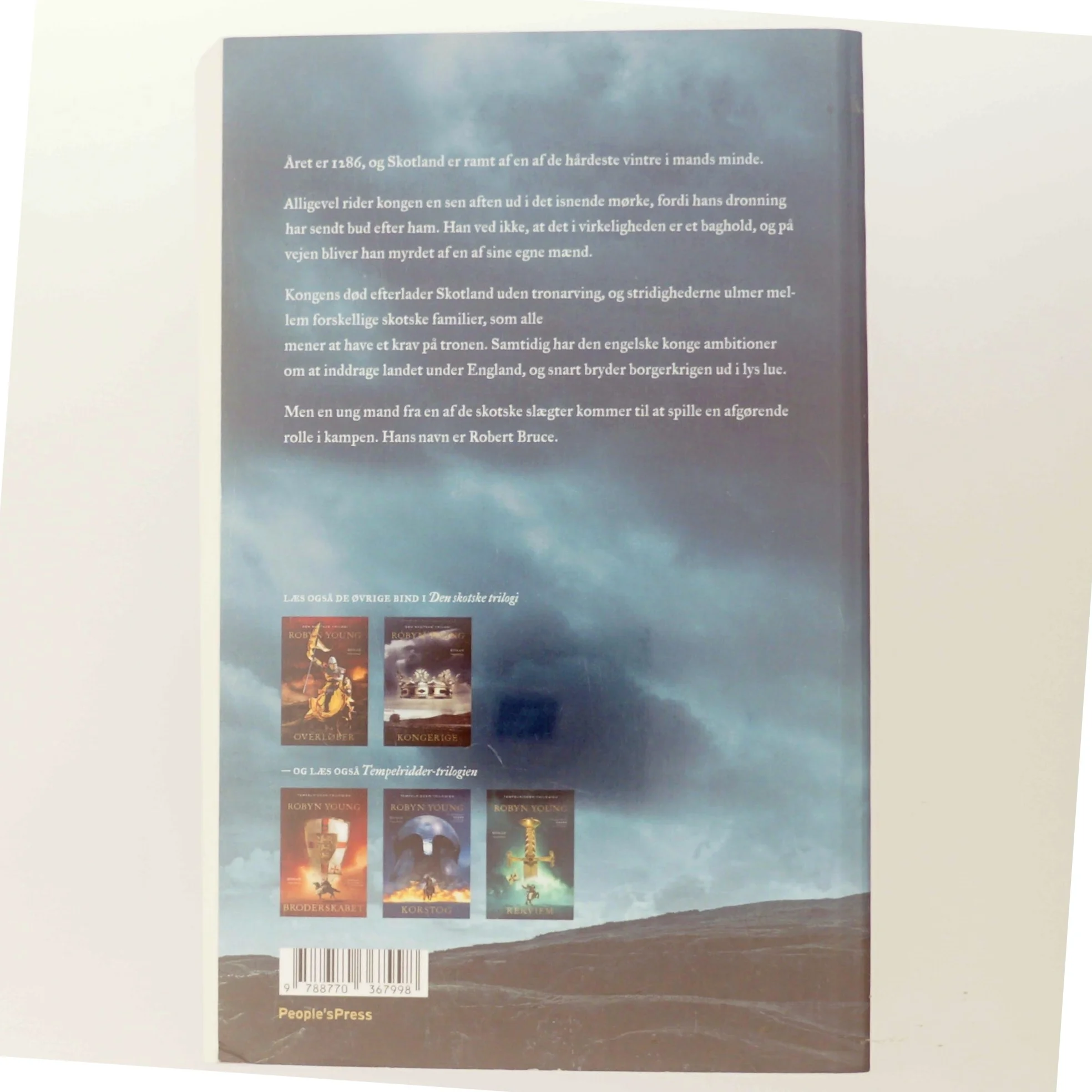 Oprør : roman af Robyn Young (Bog)