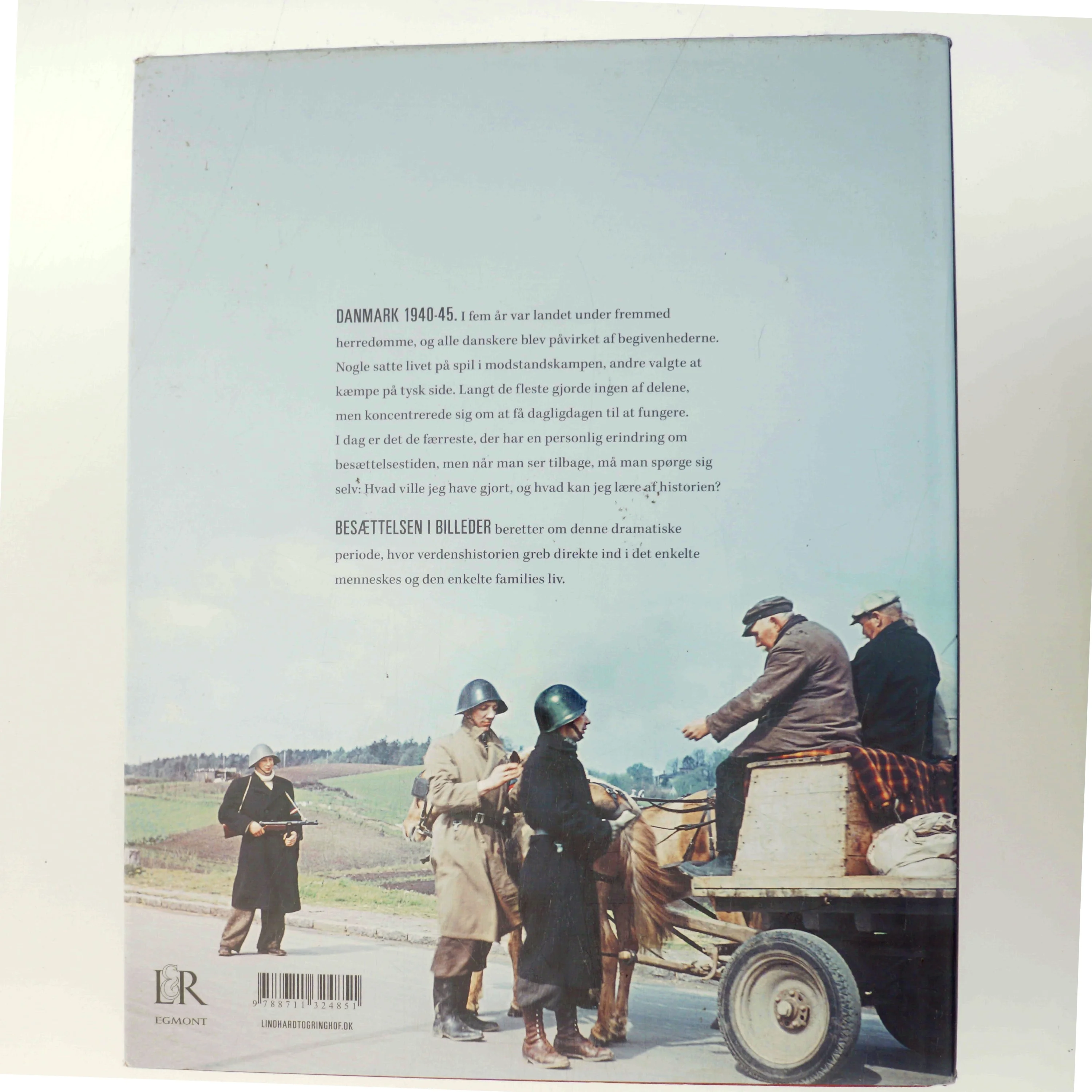 Besættelsen i billeder : Danmark 1940-45 af Thomas Harder (Bog)