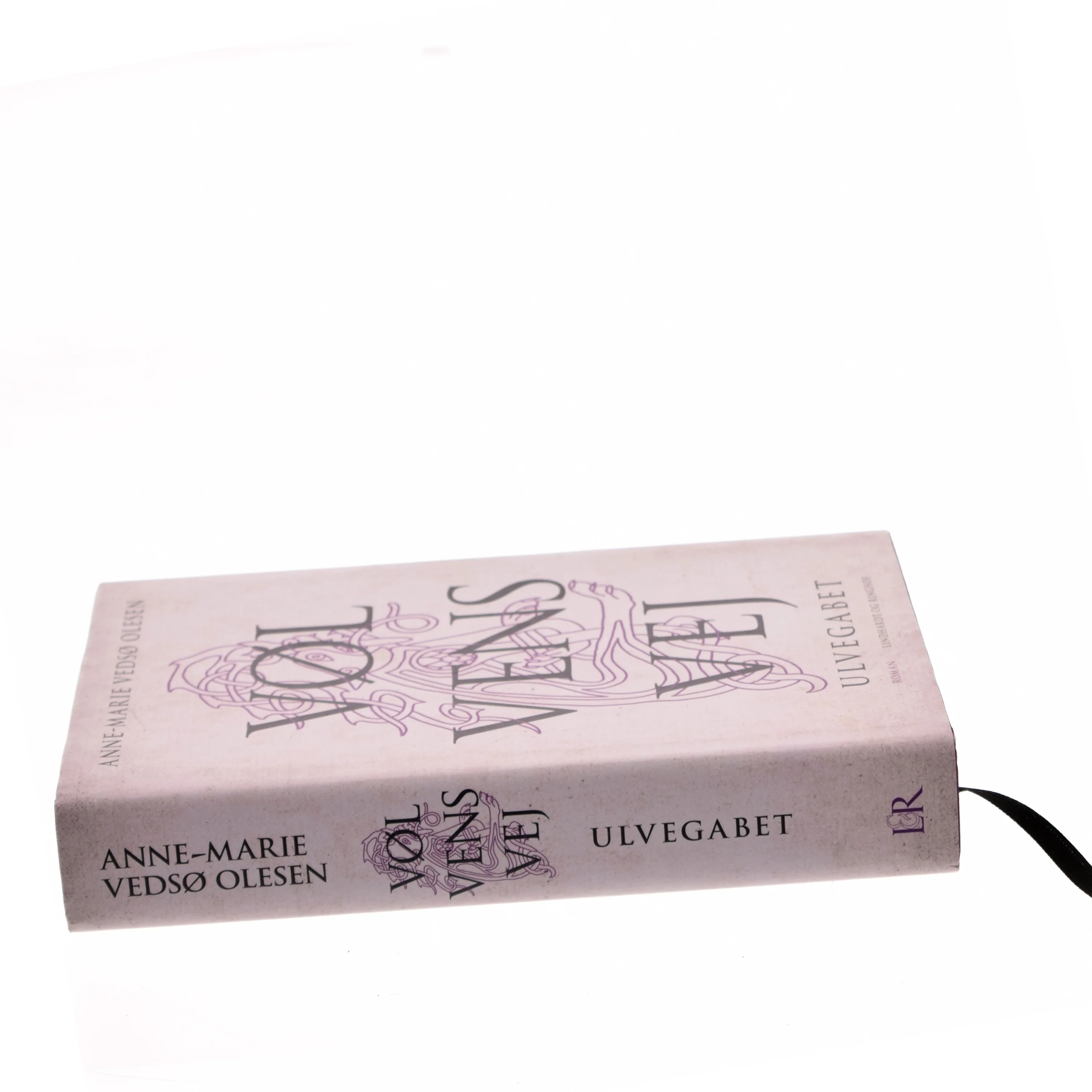 Vølvens vej - ulvegabet : roman af Anne-Marie Vedsø Olesen (Bog)