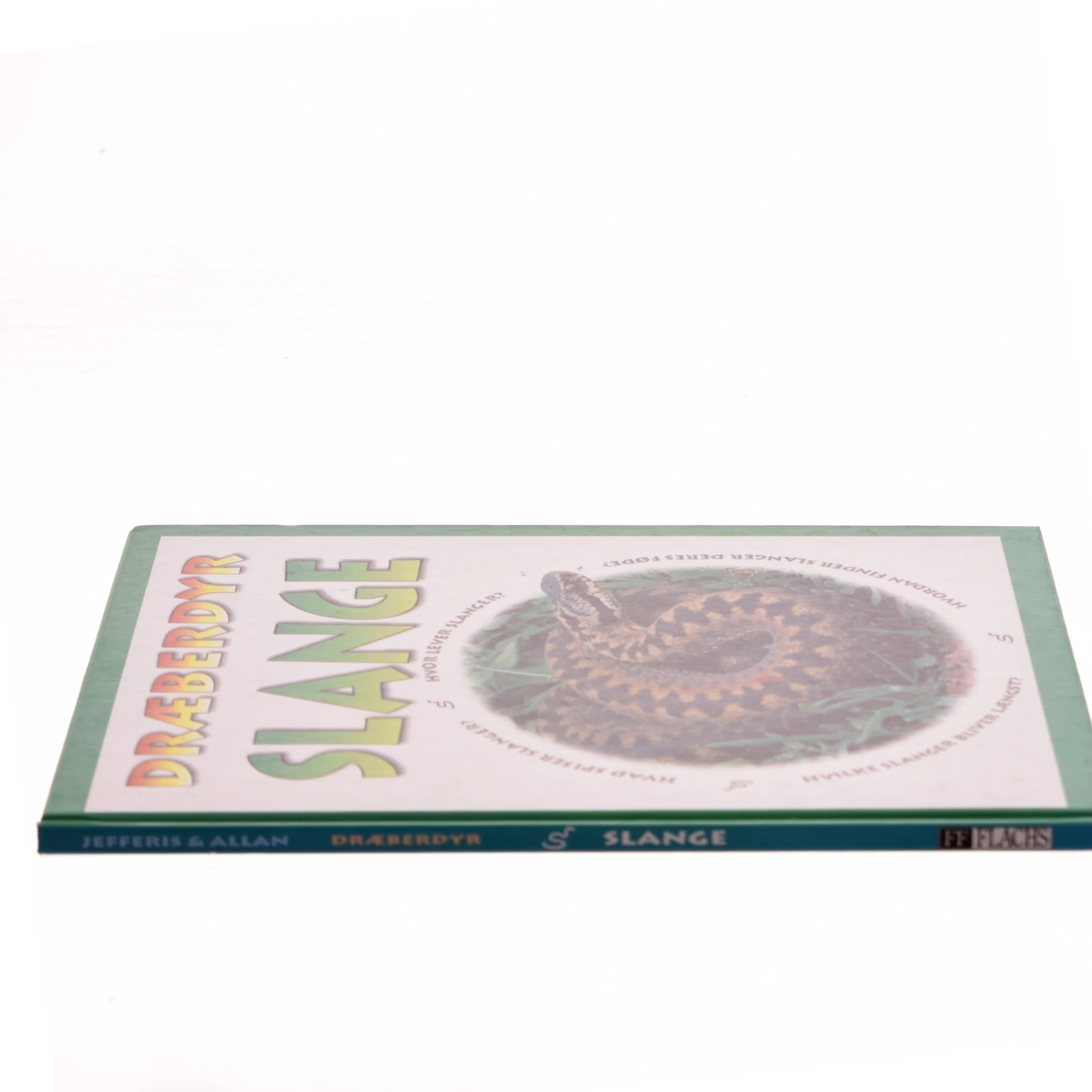 Slange af <Bog forfattere> (Bog)