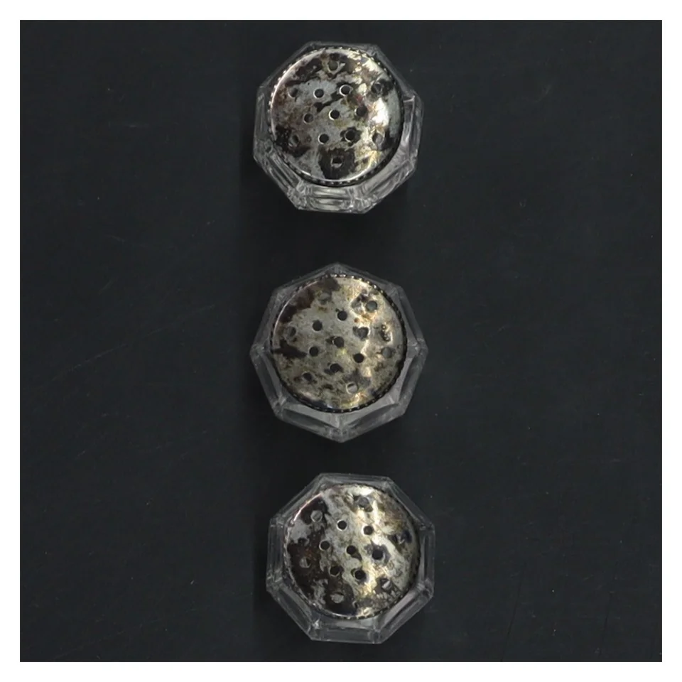 Sæt med tre glas salt- og peberbøsser (str. 3,5 cm)