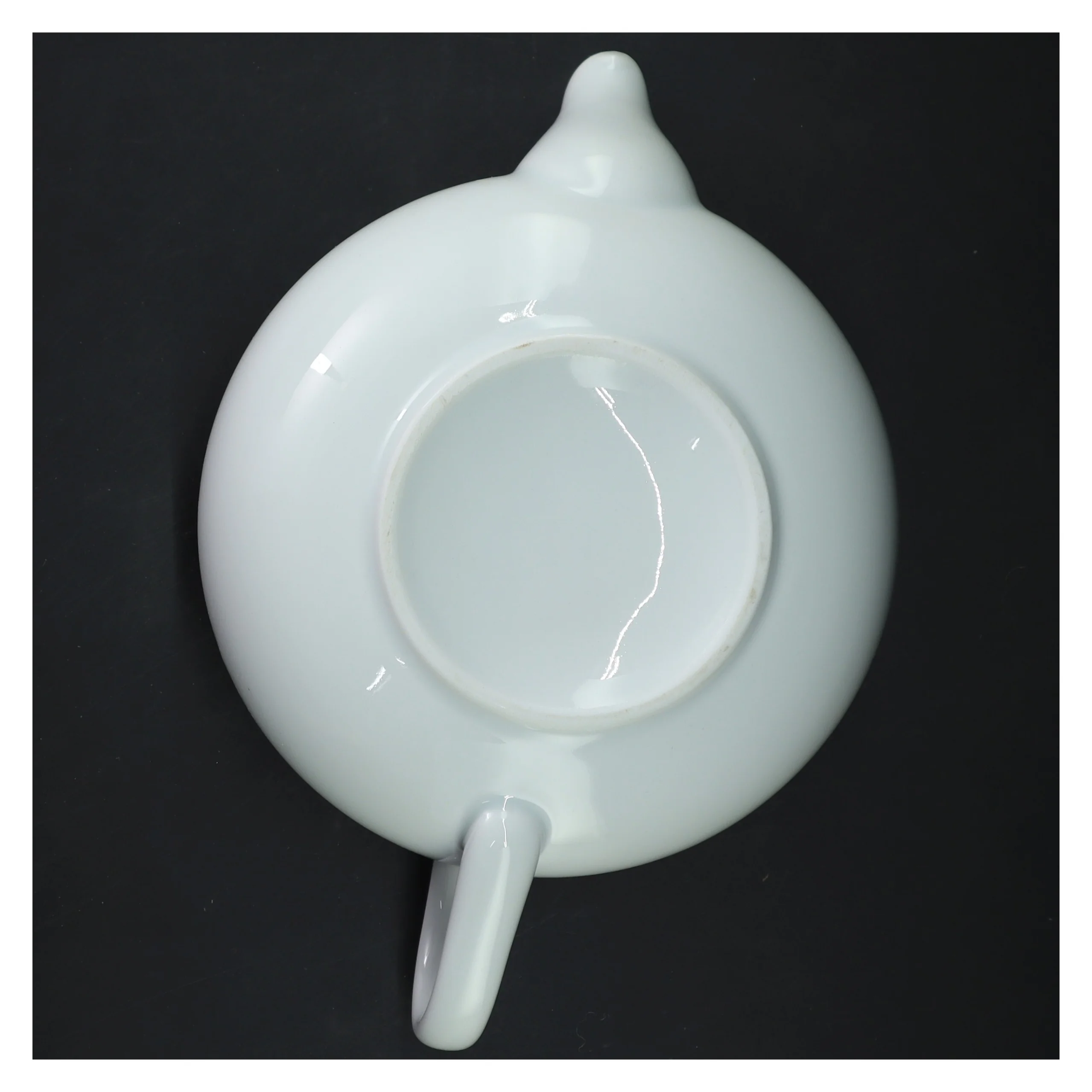 Hvid keramisk tekande (str. 26x17x9 cm)