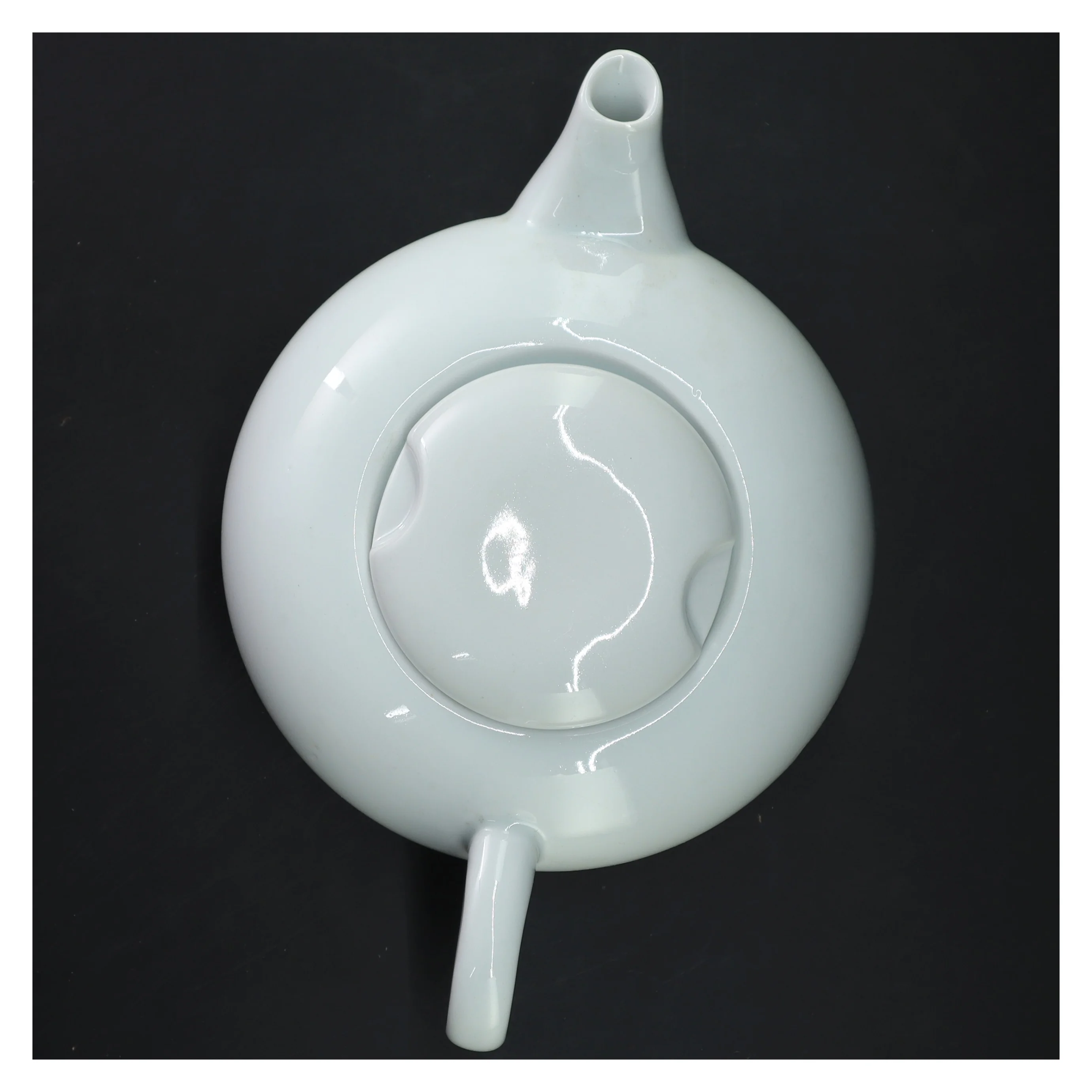 Hvid keramisk tekande (str. 26x17x9 cm)