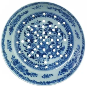Sigte skål i porcelæn (str. 20 x 5 cm)