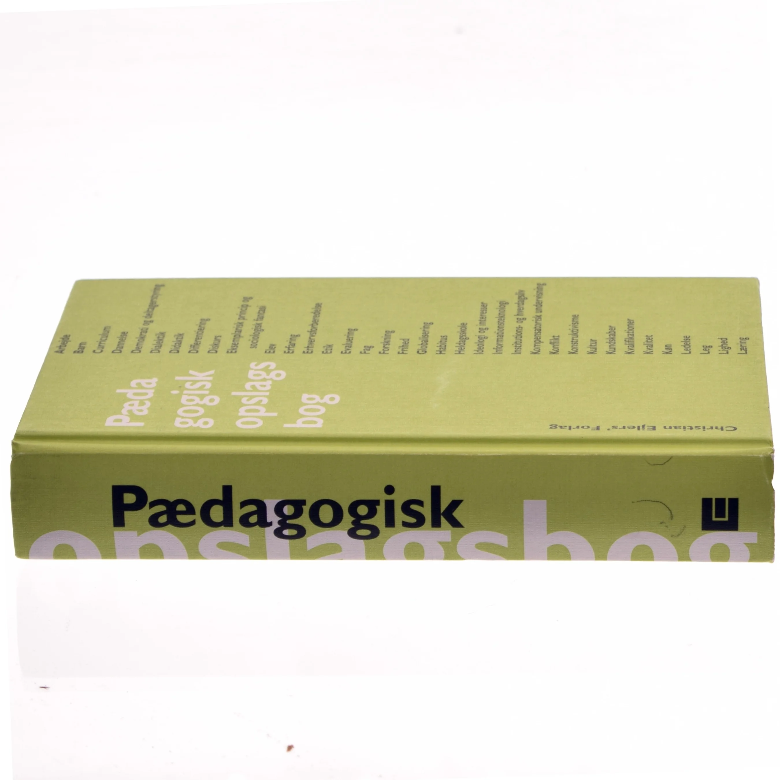 Pædagogisk opslagsbog : alfabetisk ordnet (Bog)