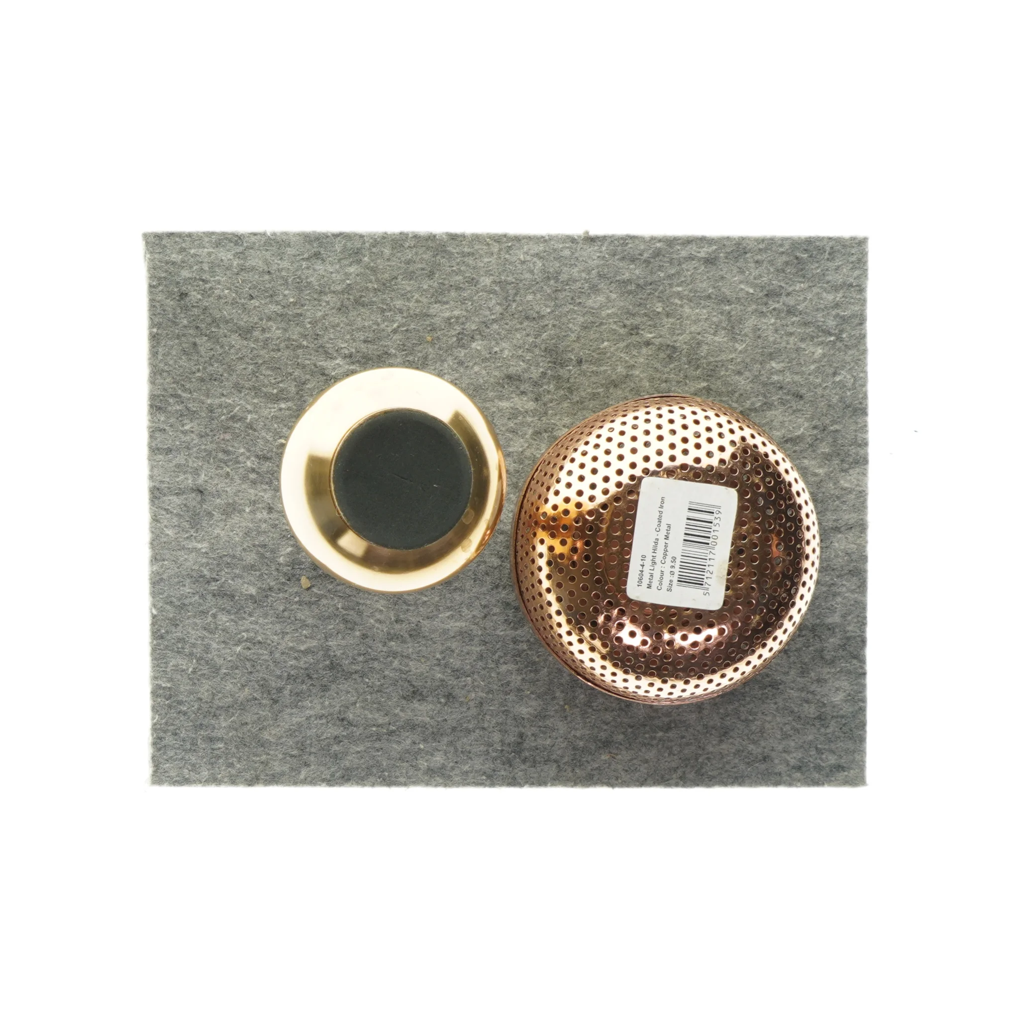 Lysestager (2 stk) fra Louise Roe (str. 15 x 5 og 7 x 10 cm)