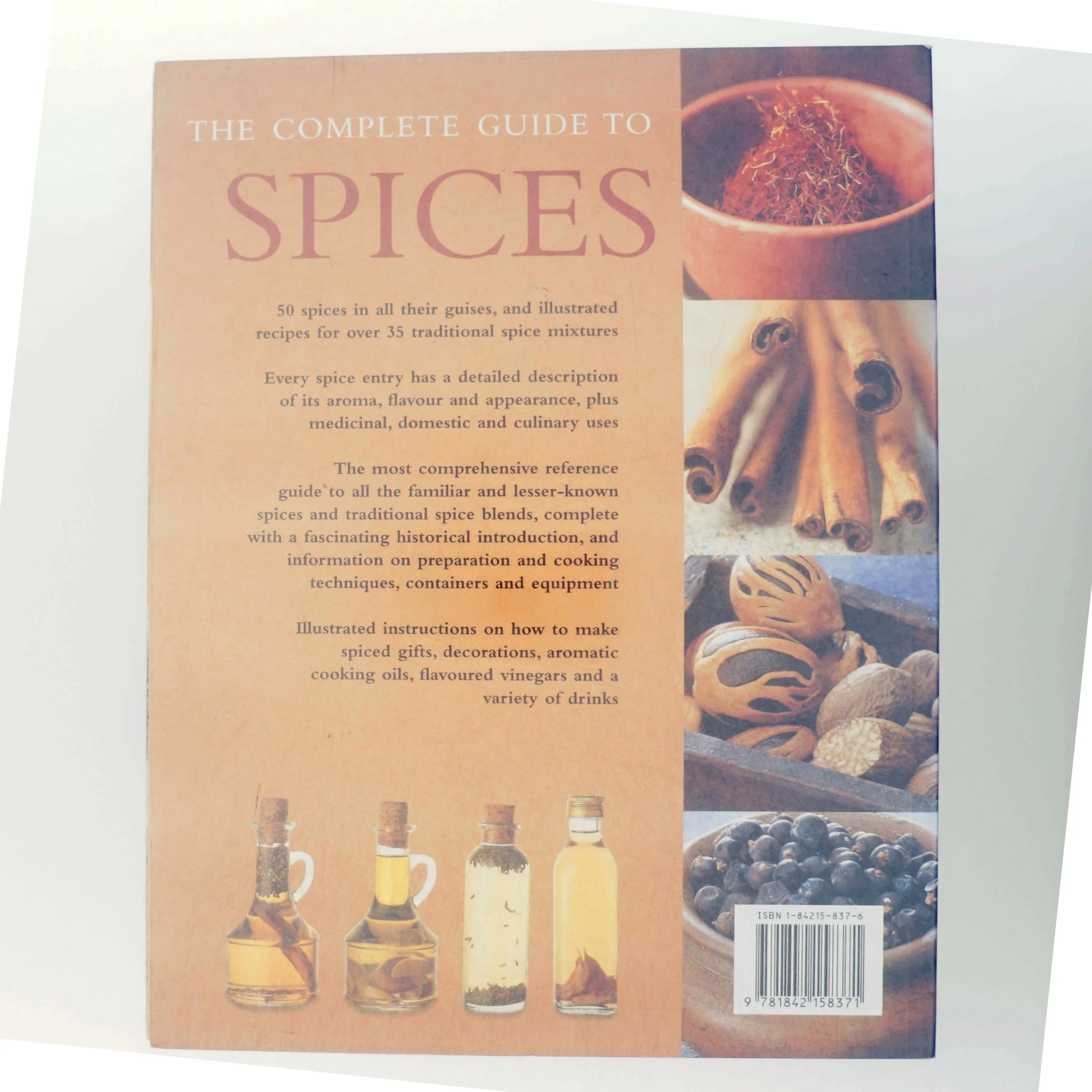 The Complete Guide to Spices af Sallie Morris (Bog)